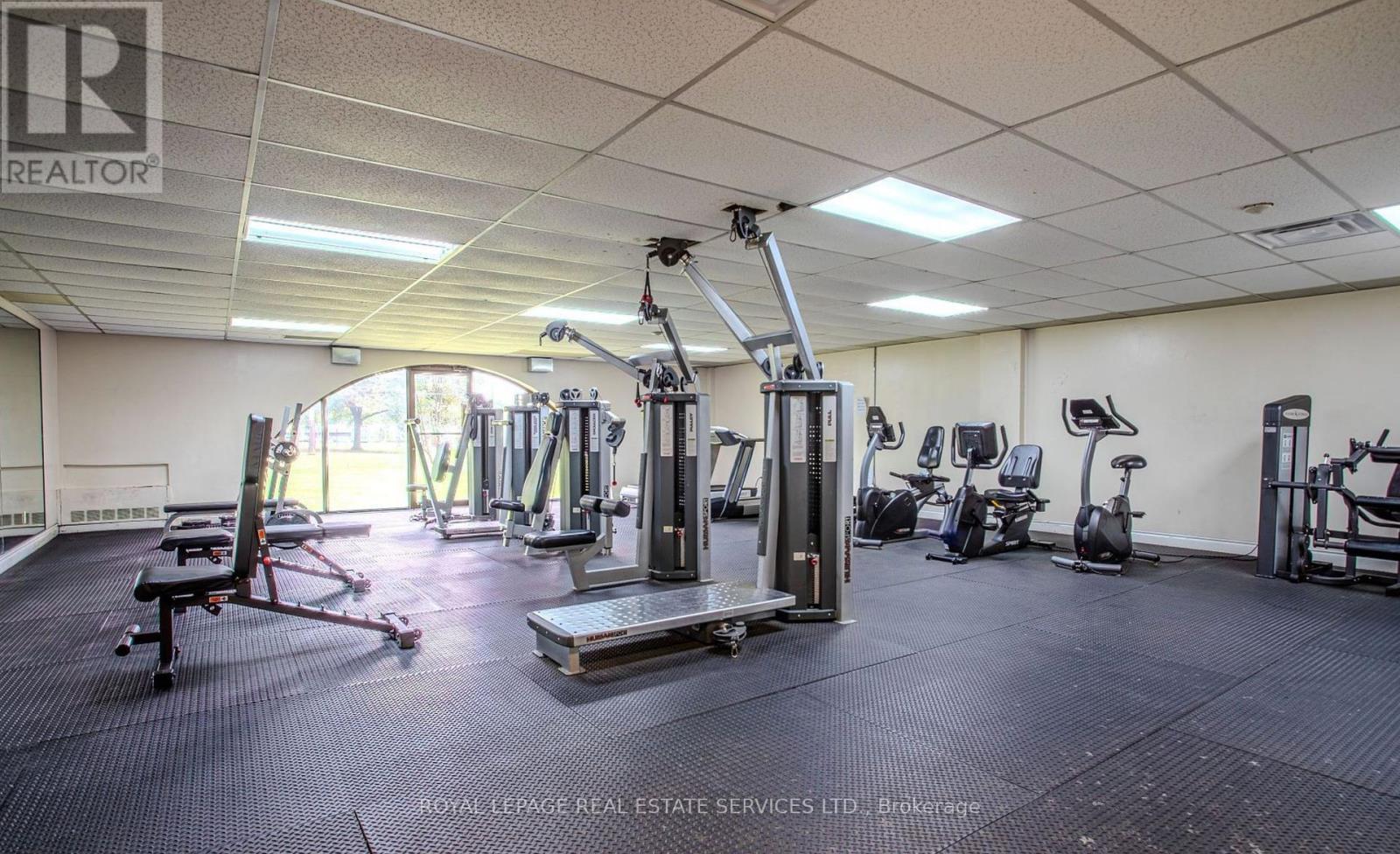 












1410 - 20 MISSISSAUGA VALLEY BOULEVARD NW

,
Mississauga,




Ontario
L5A3S1

