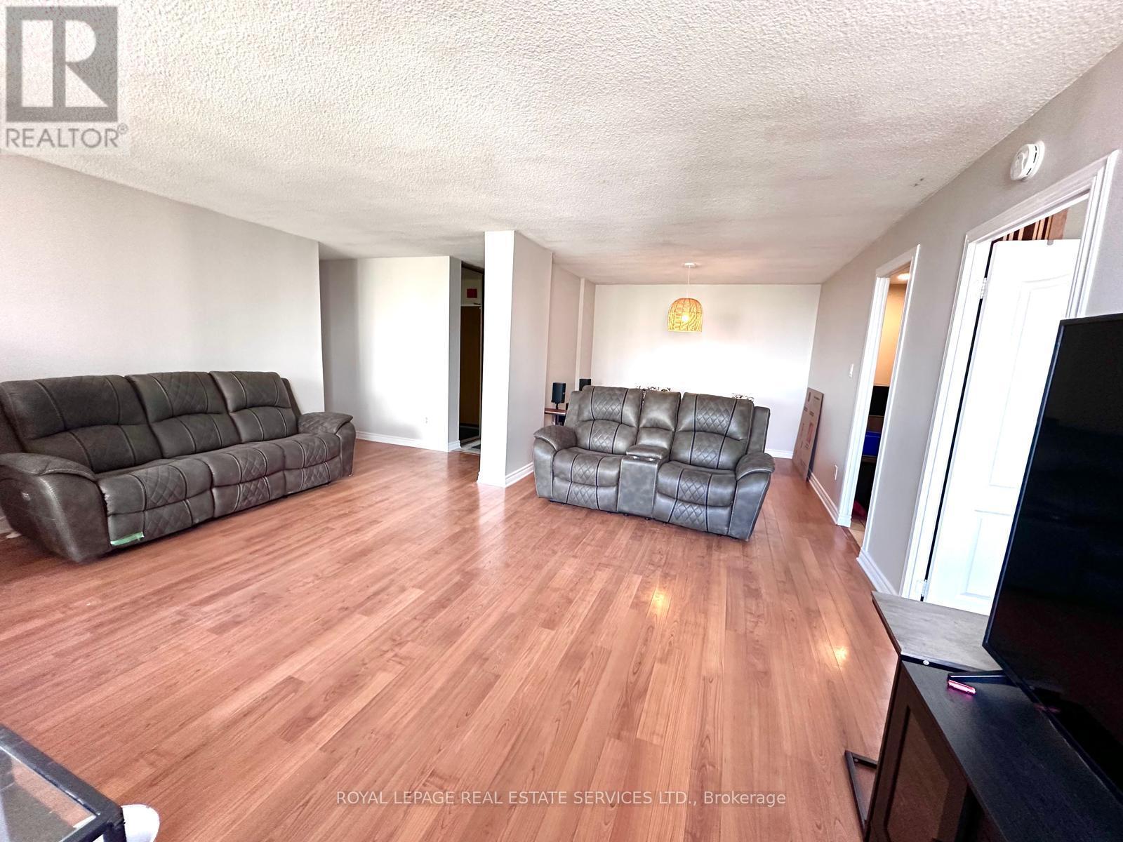 












1410 - 20 MISSISSAUGA VALLEY BOULEVARD NW

,
Mississauga,




Ontario
L5A3S1

