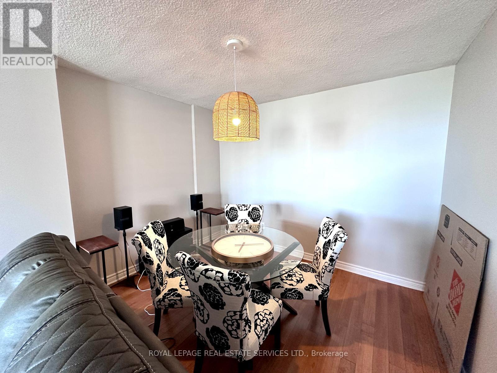 












1410 - 20 MISSISSAUGA VALLEY BOULEVARD NW

,
Mississauga,




Ontario
L5A3S1

