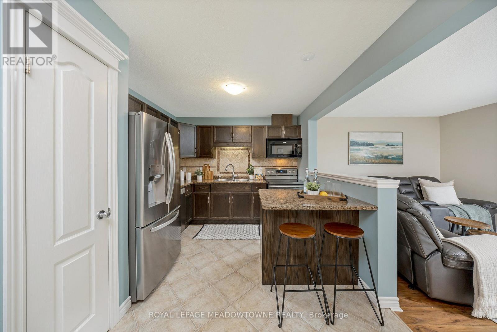 












324 SEVERN DRIVE

,
Guelph,




Ontario
N1E0E9

