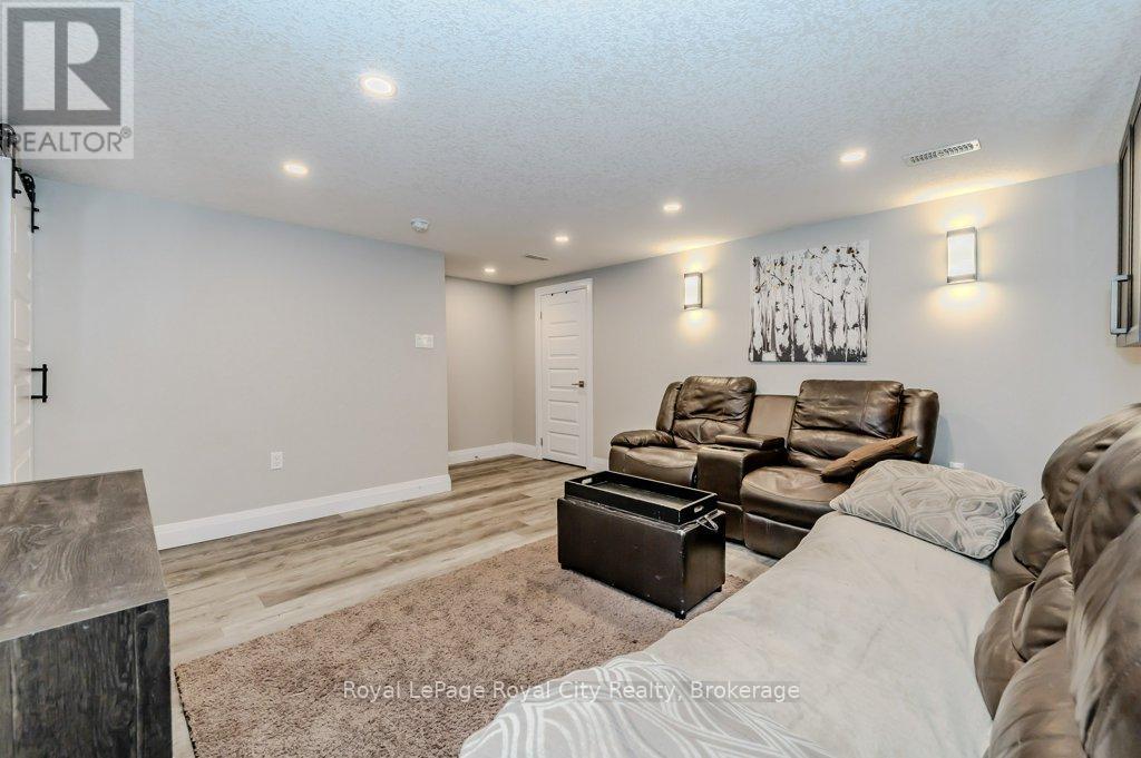 












478 PINETREE CRESCENT

,
Cambridge,




Ontario
N3H4X5

