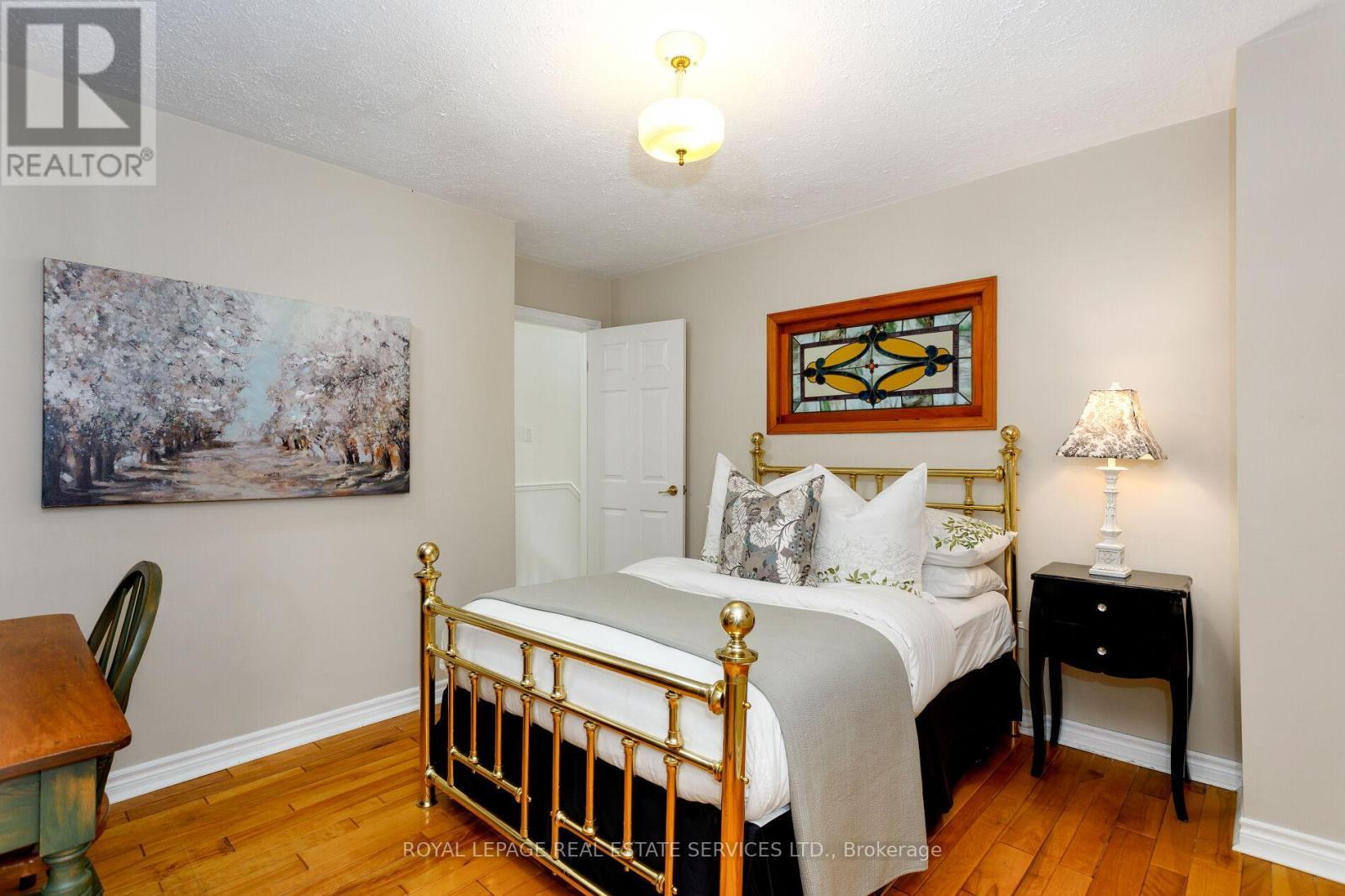 












154 HUMBERCREST BOULEVARD

,
Toronto,




Ontario
M6S4L3

