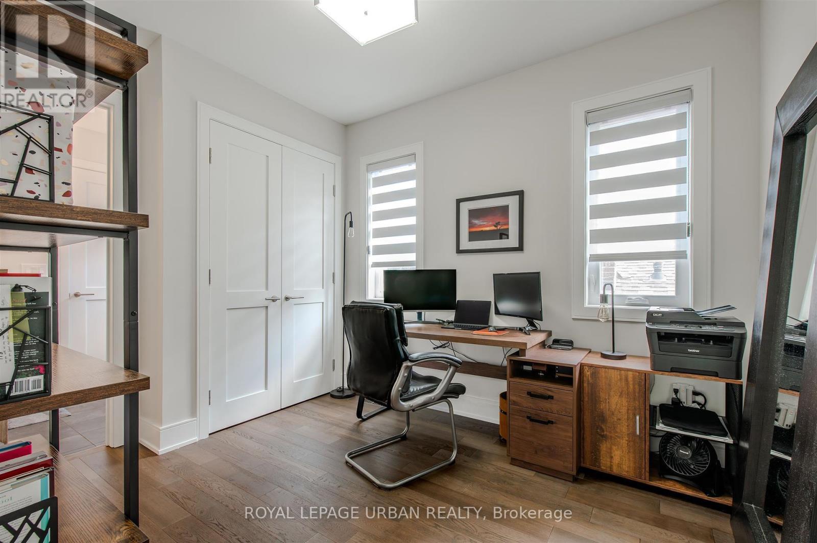 












88 GORT AVENUE

,
Toronto,




Ontario
M8W3Z1

