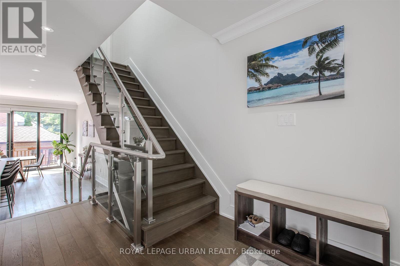 












88 GORT AVENUE

,
Toronto,




Ontario
M8W3Z1


