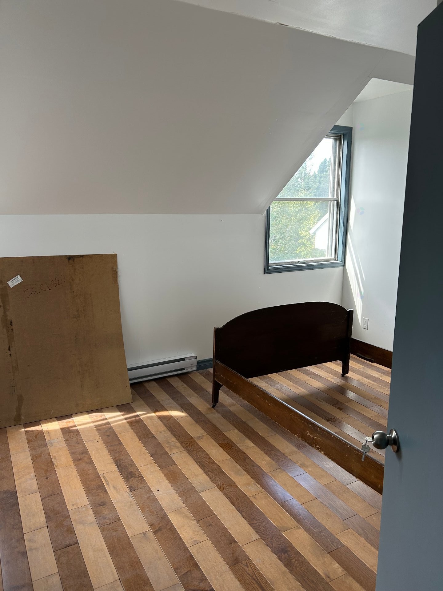 









245


Rue Fournier

,
Sept-Îles,




QC
G0G2B0

