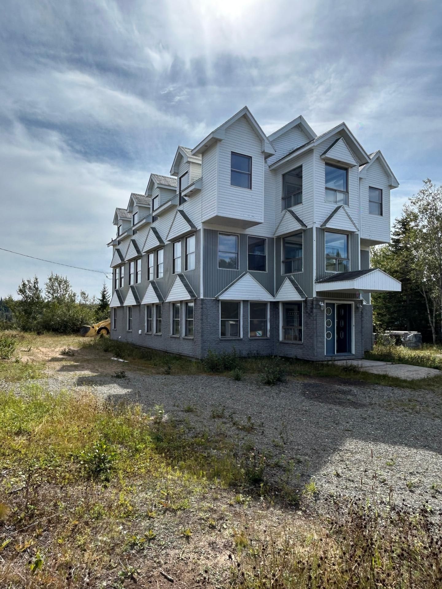 









245


Rue Fournier

,
Sept-Îles,




QC
G0G2B0

