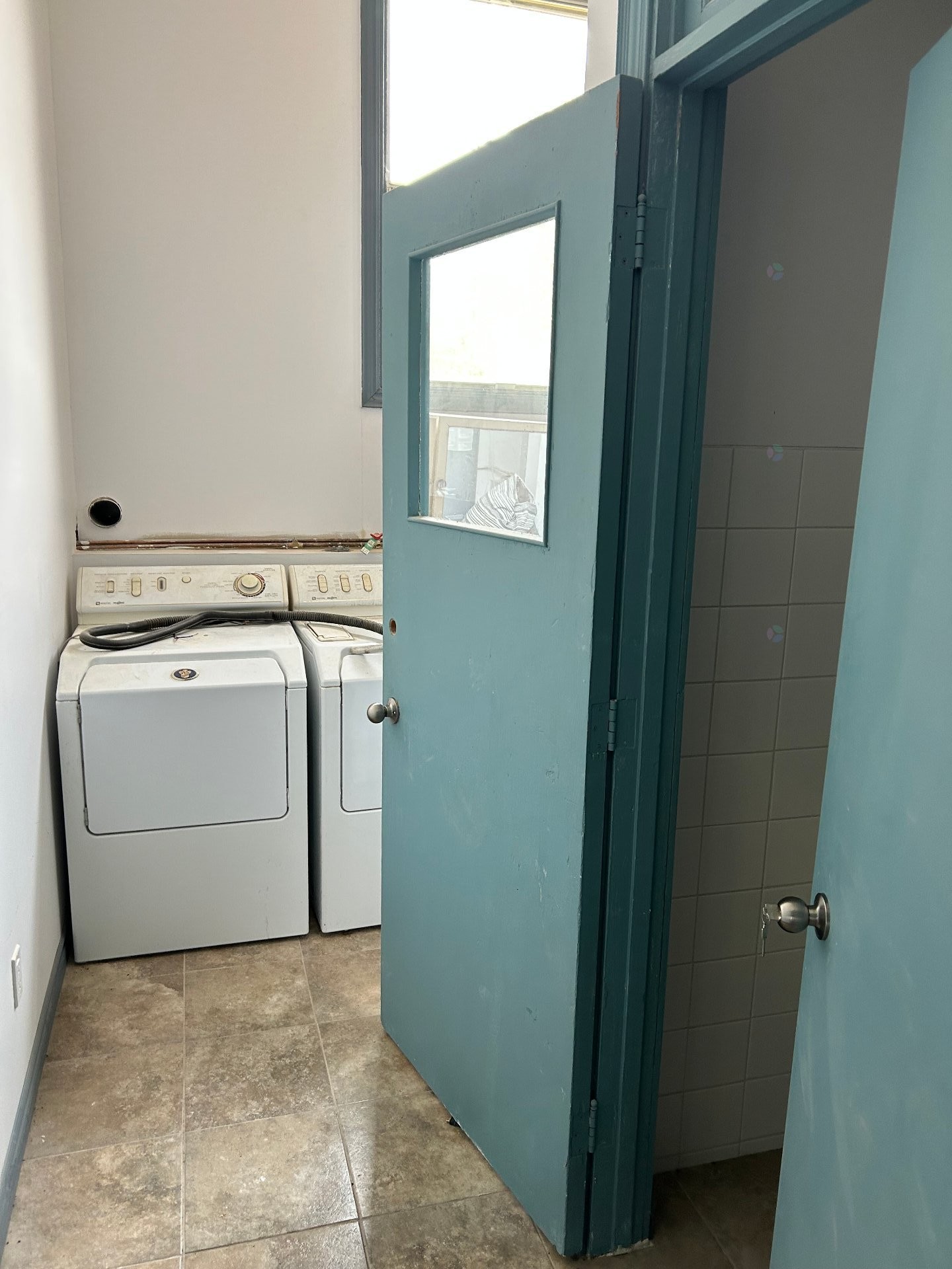 









245


Rue Fournier

,
Sept-Îles,




QC
G0G2B0

