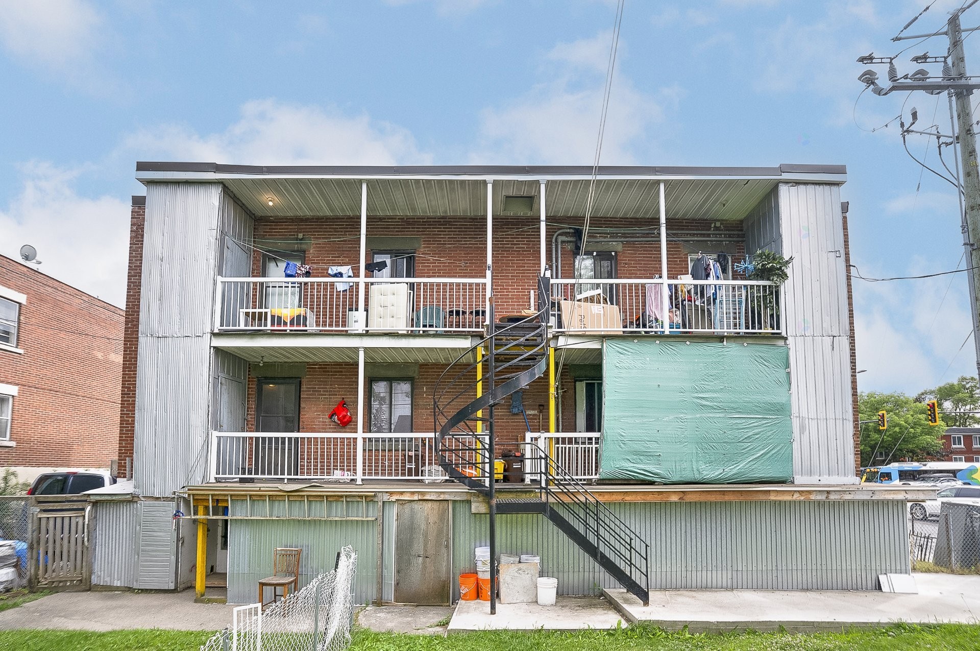 









7567


Boul. Pie-IX

,
Montréal (Villeray/Saint-Michel/Parc-Extension),




QC
H2A2G7

