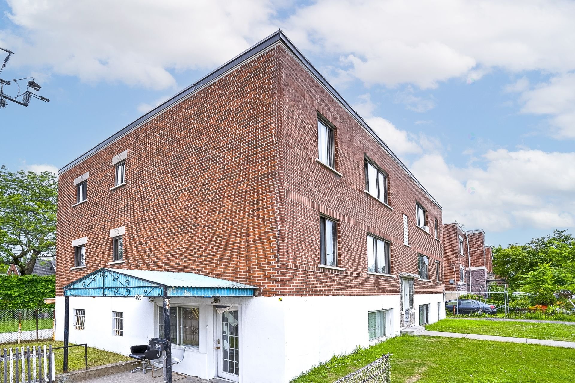 









7567


Boul. Pie-IX

,
Montréal (Villeray/Saint-Michel/Parc-Extension),




QC
H2A2G7

