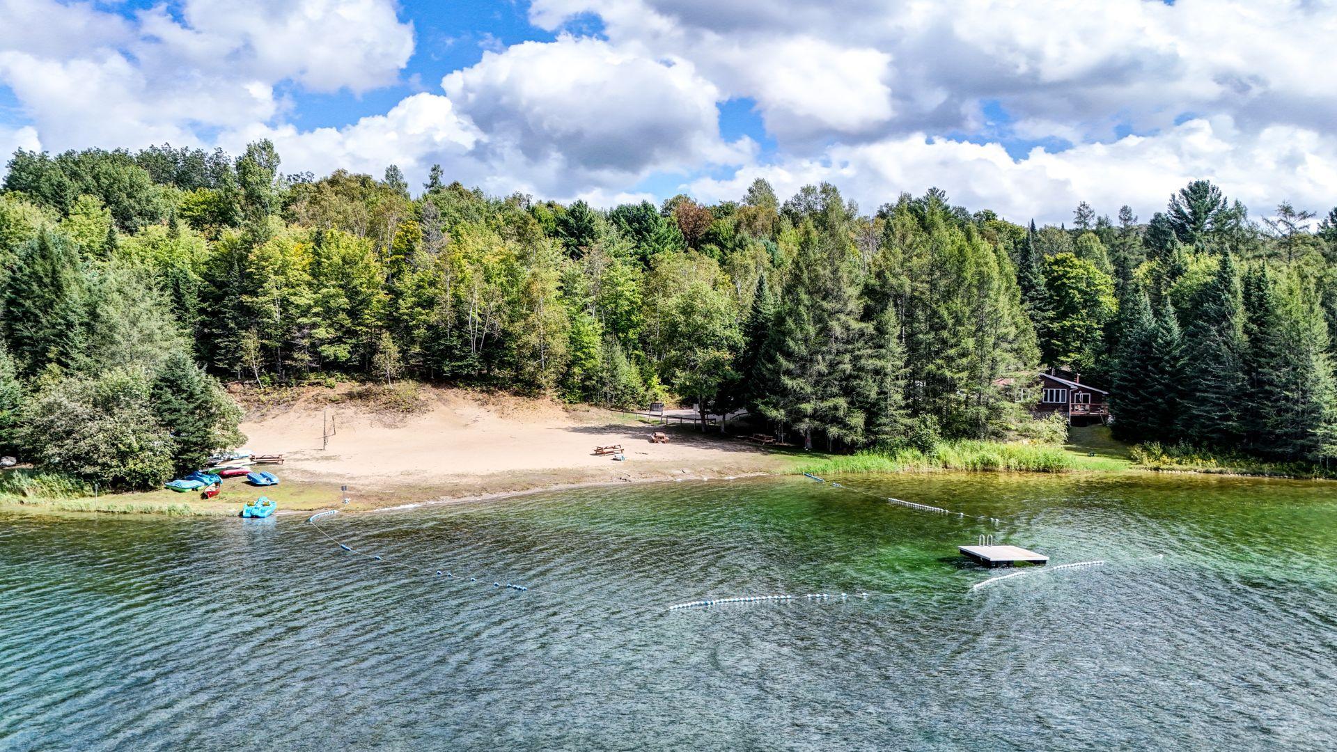 









47


Ch. du Gros-Rocher

,
Harrington,




QC
J8G2T3

