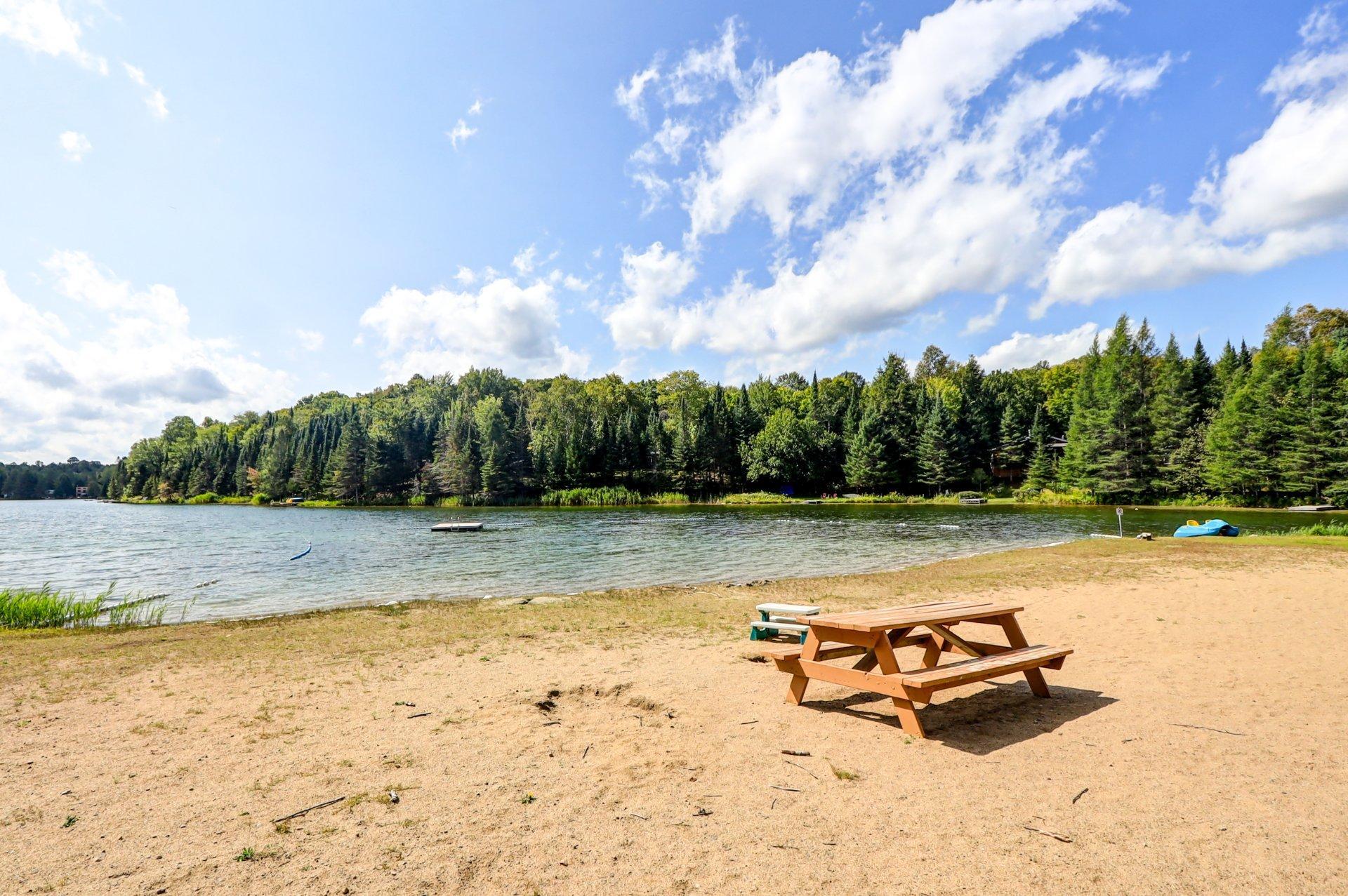 









47


Ch. du Gros-Rocher

,
Harrington,




QC
J8G2T3

