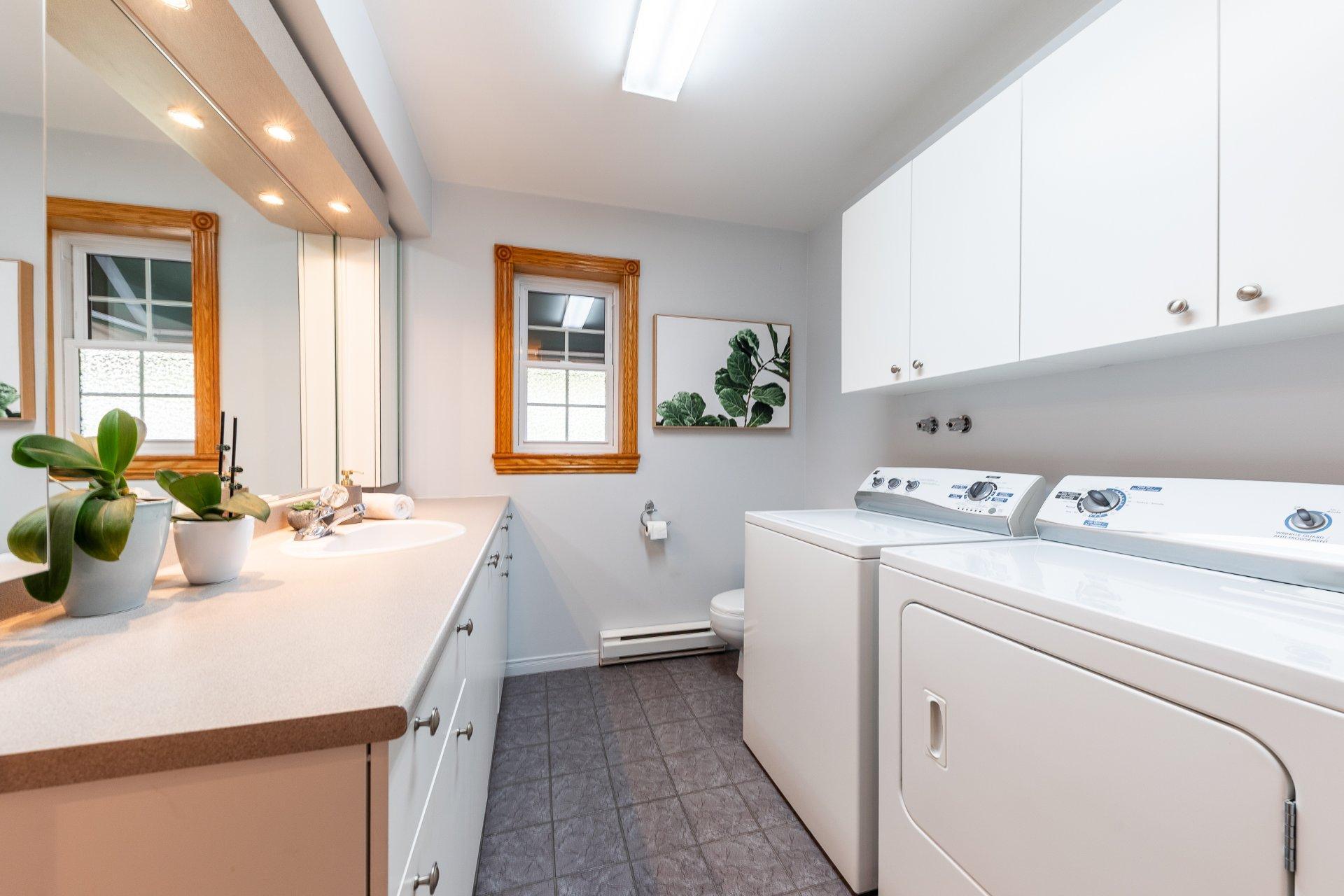 









110


Rue Martel

,
Chambly,




QC
J3L1V3

