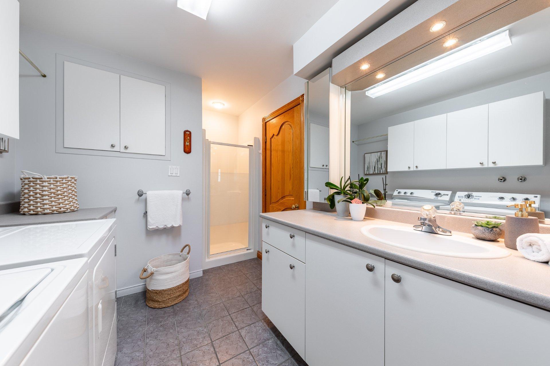 









110


Rue Martel

,
Chambly,




QC
J3L1V3

