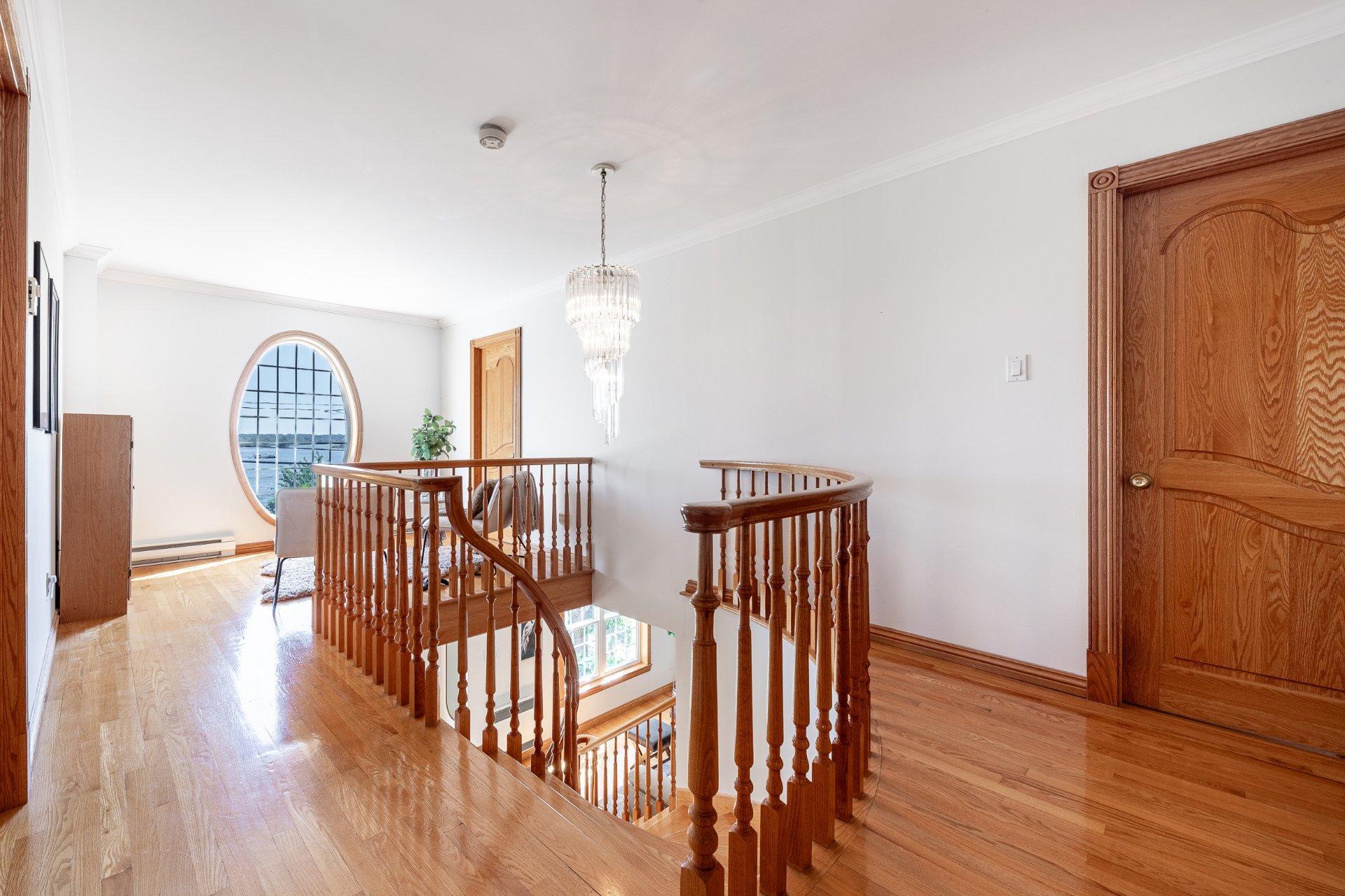 









110


Rue Martel

,
Chambly,




QC
J3L1V3

