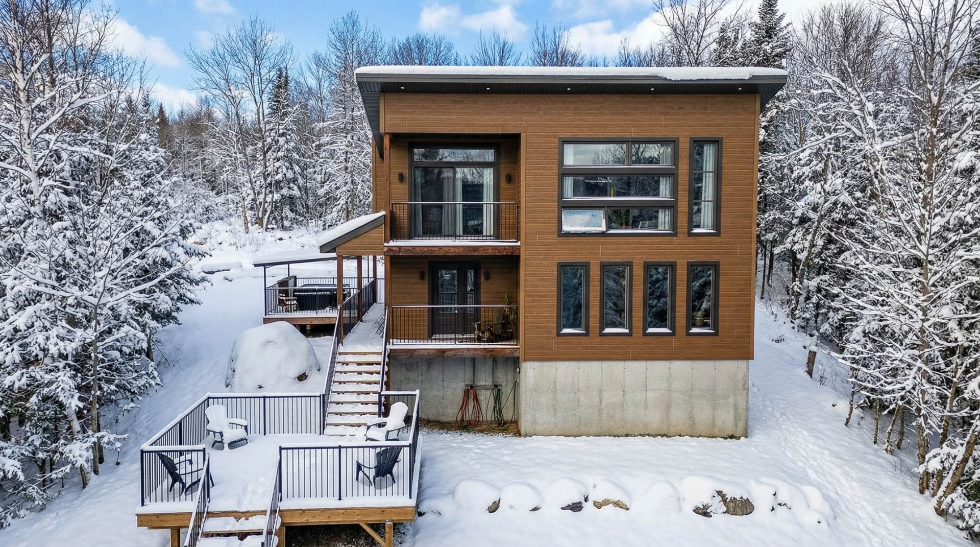 









1696


Ch. Chapleau

,
Nominingue,




QC
J0W1R0

