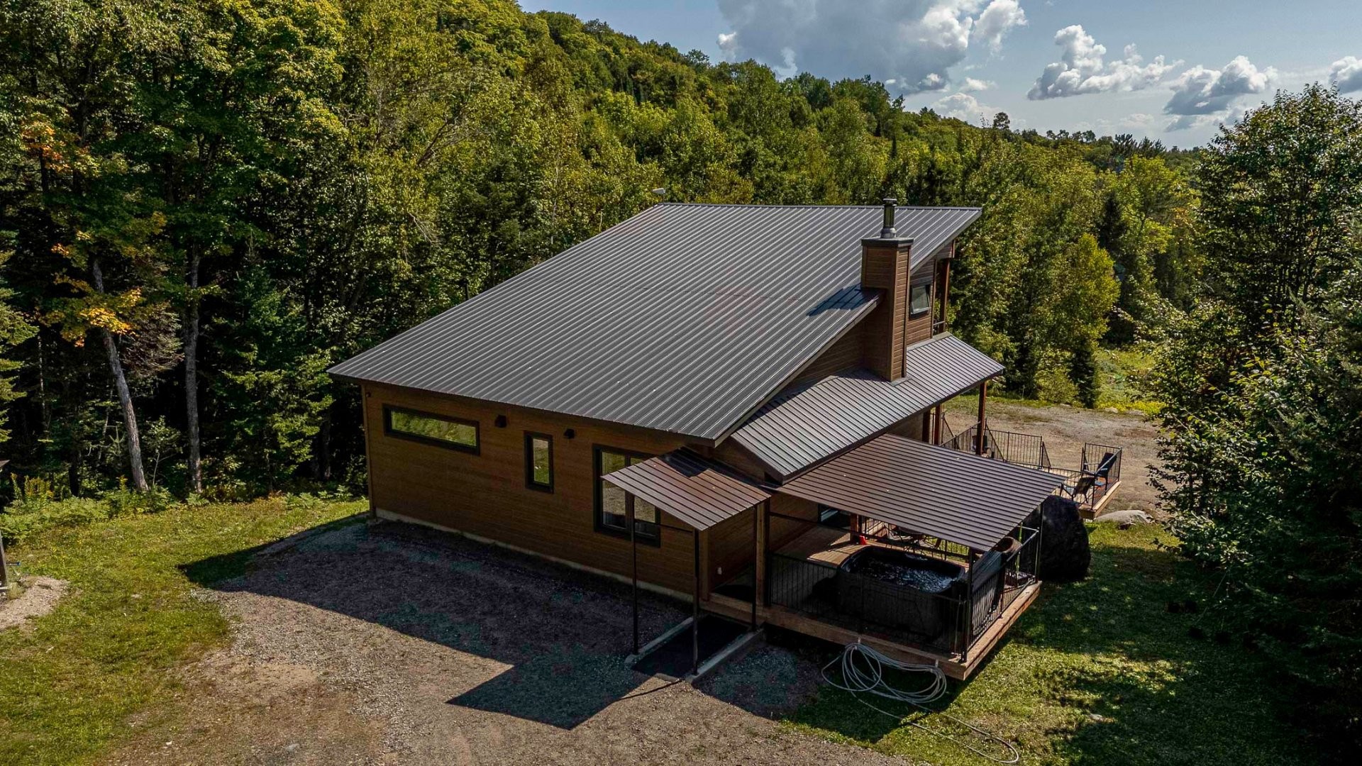 









1696


Ch. Chapleau

,
Nominingue,




QC
J0W1R0

