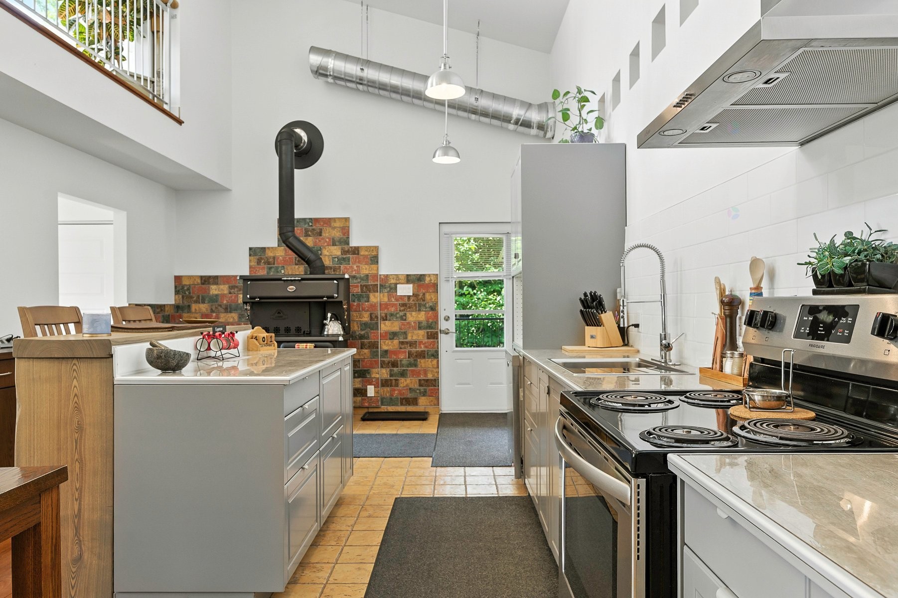 









1696


Ch. Chapleau

,
Nominingue,




QC
J0W1R0

