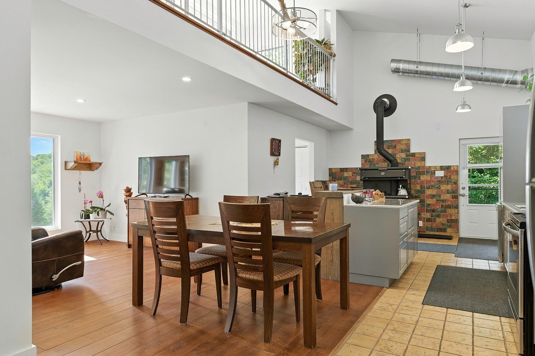 









1696


Ch. Chapleau

,
Nominingue,




QC
J0W1R0

