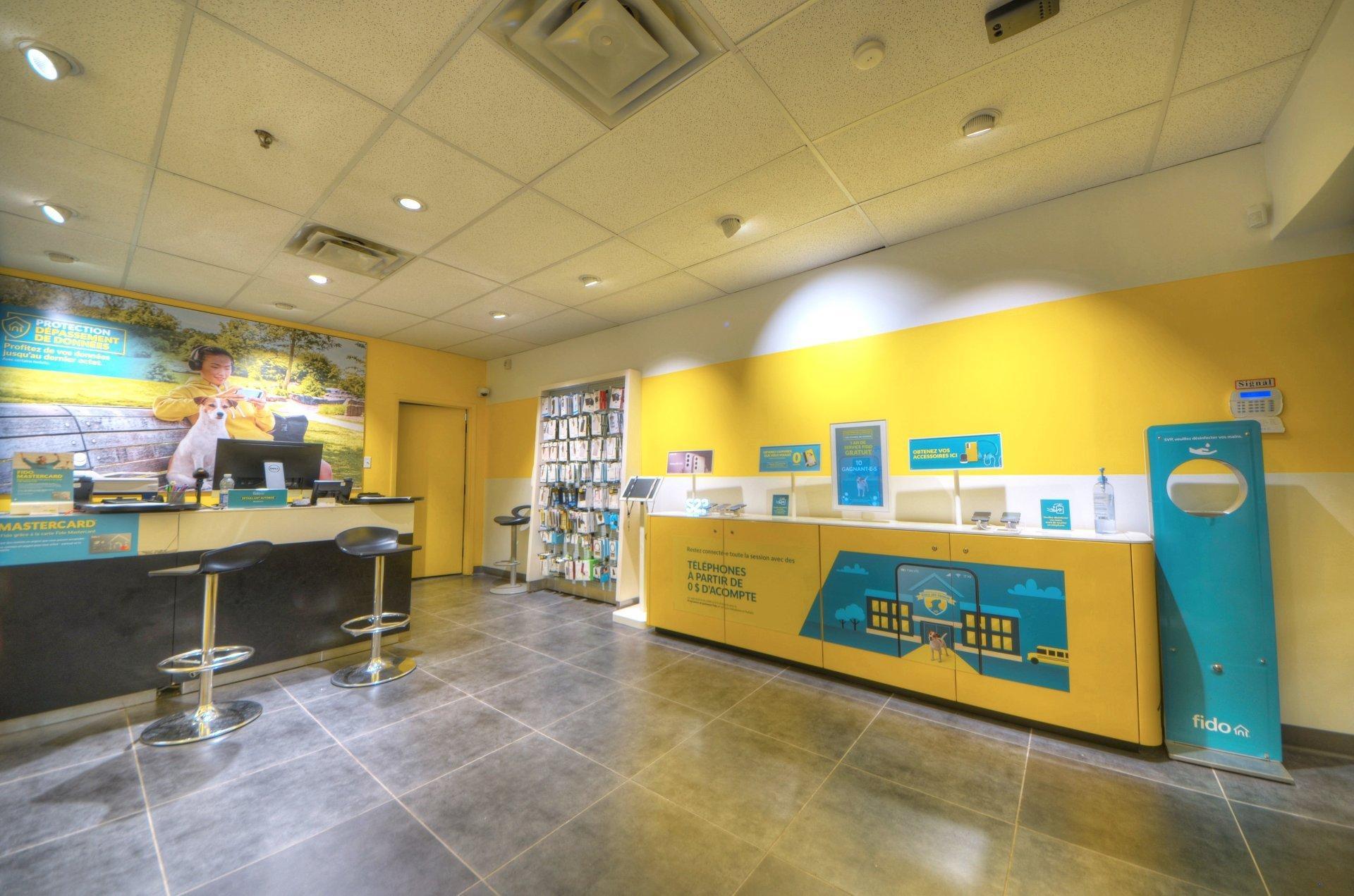 









1111


Rue St-Urbain

, R19,
Montréal (Ville-Marie),




QC
H2Z1Y6

