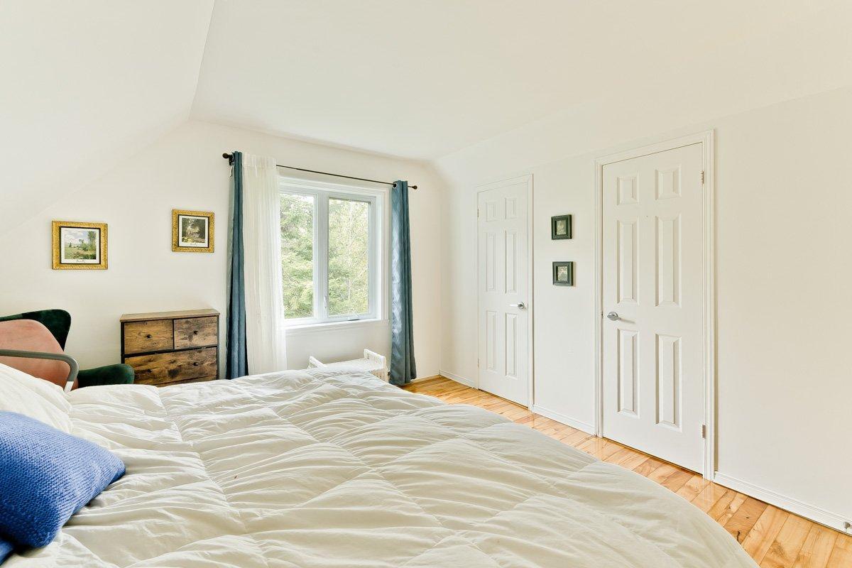 









998Z


Rue Principale

,
Lawrenceville,







QC
J0E1W0

