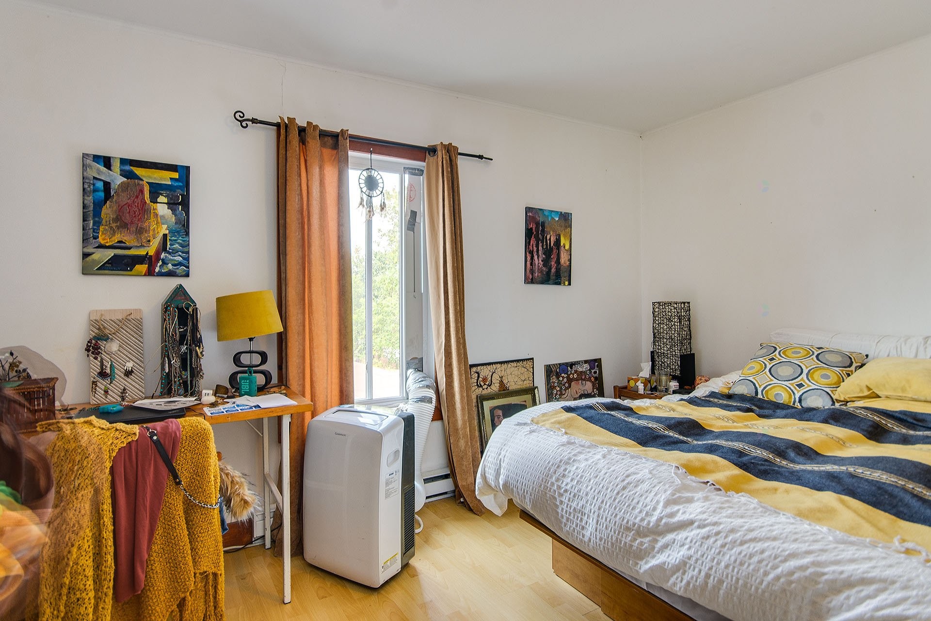 









35


Rue Principale S.

,
Sutton,




QC
J0E2K0

