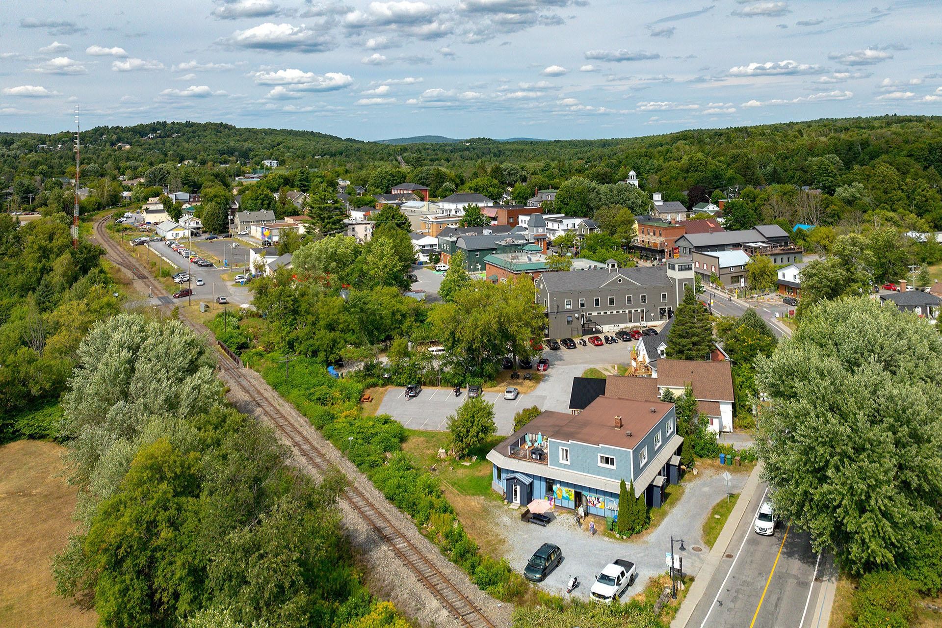 









35


Rue Principale S.

,
Sutton,




QC
J0E2K0

