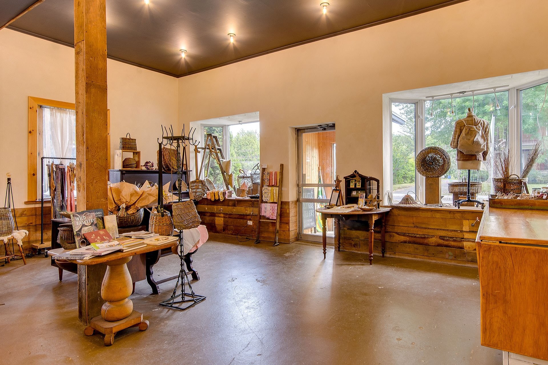 









35


Rue Principale S.

,
Sutton,




QC
J0E2K0

