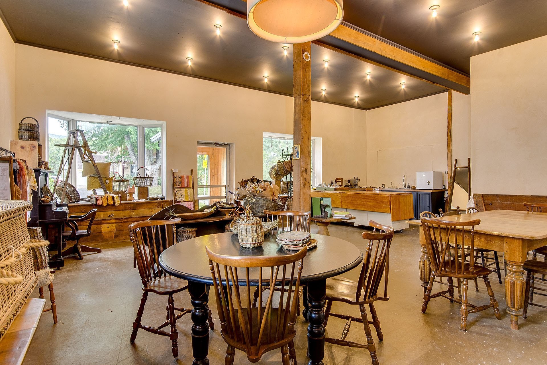 









35


Rue Principale S.

,
Sutton,




QC
J0E2K0

