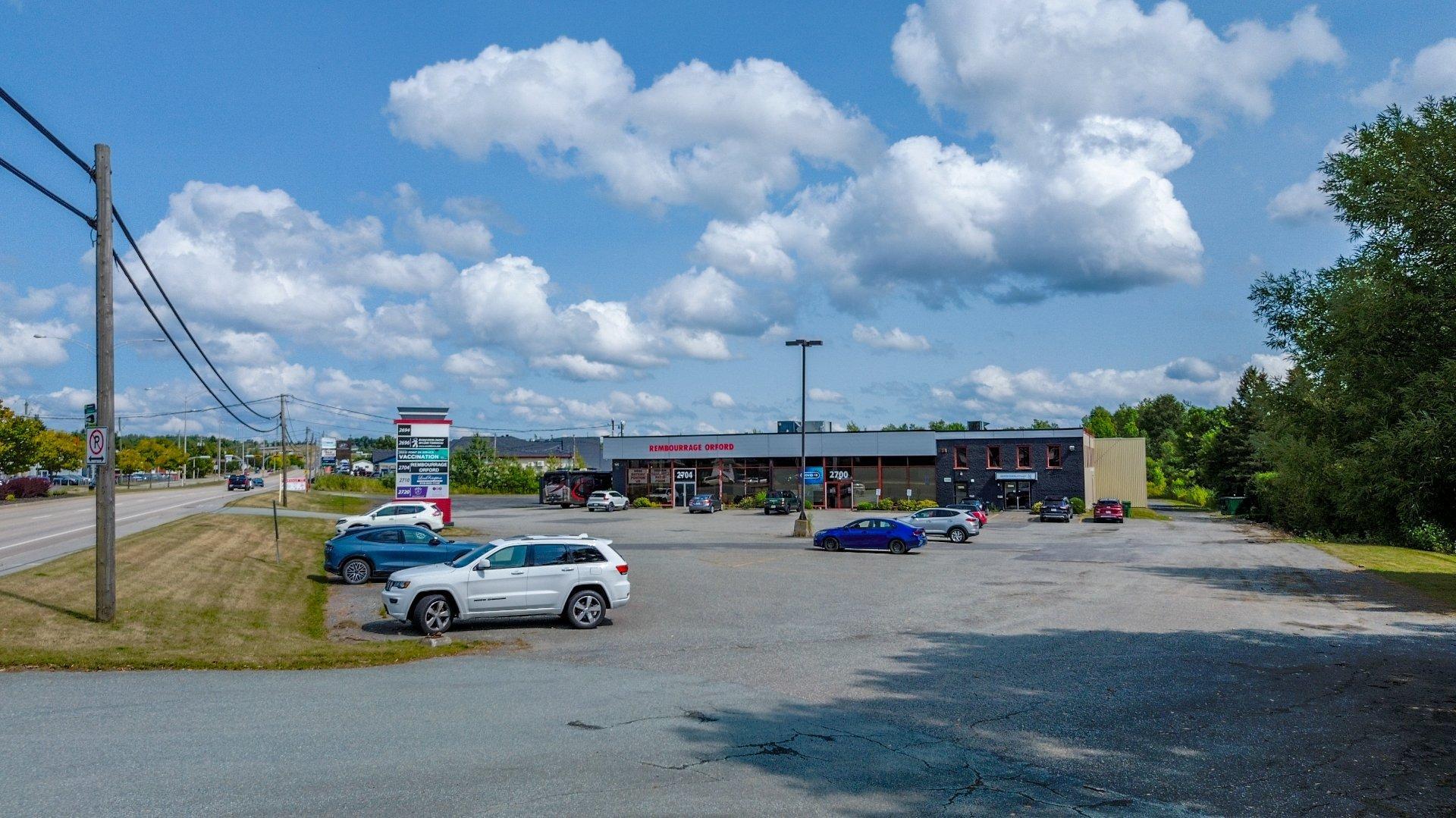 









2696


Rue Sherbrooke

,
Magog,




QC
J1X4G1

