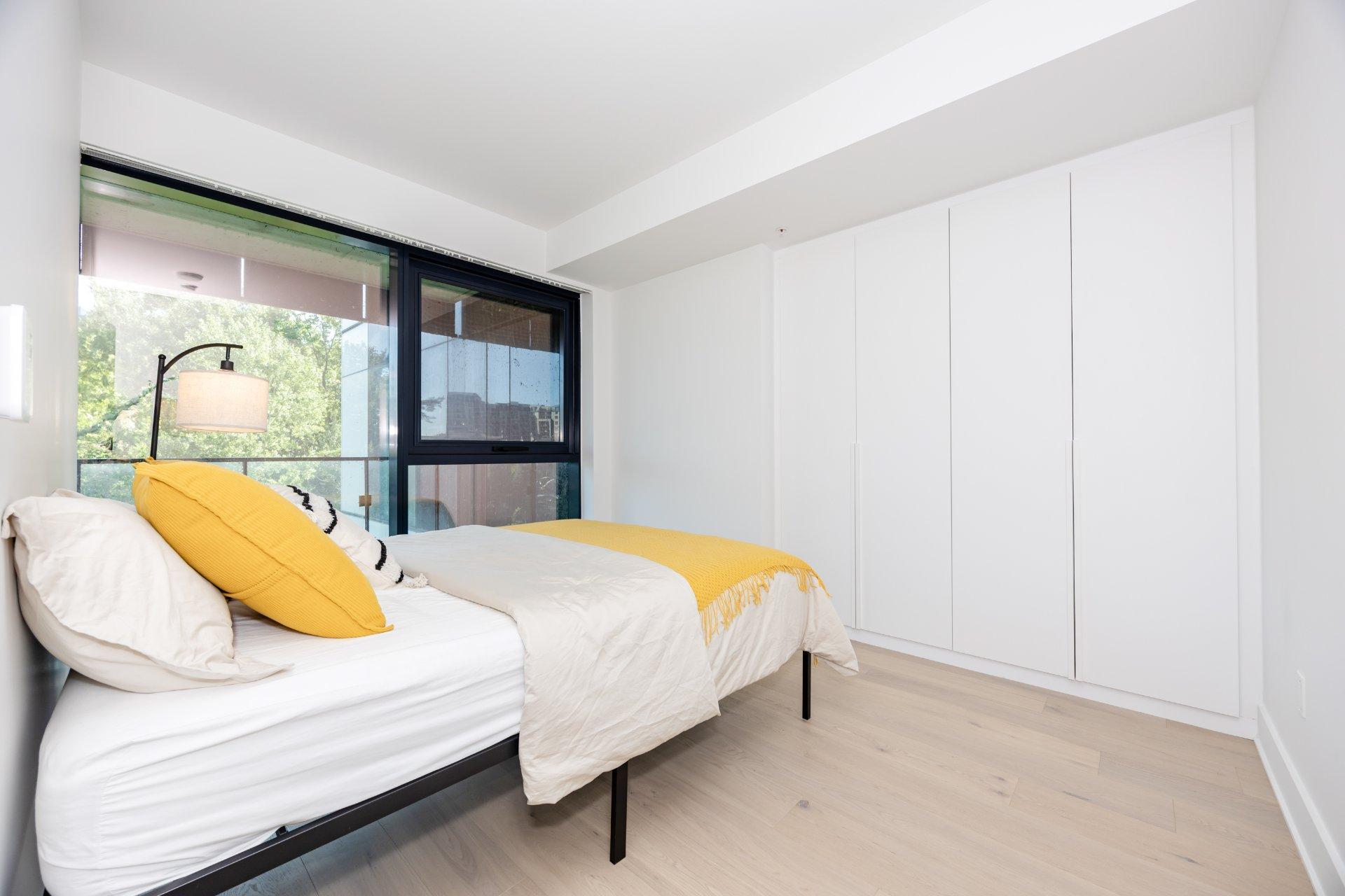 









1000


Rue André-Prévost

, 302,
Montréal (Verdun/Île-des-Soeurs),




QC
H3E0G2

