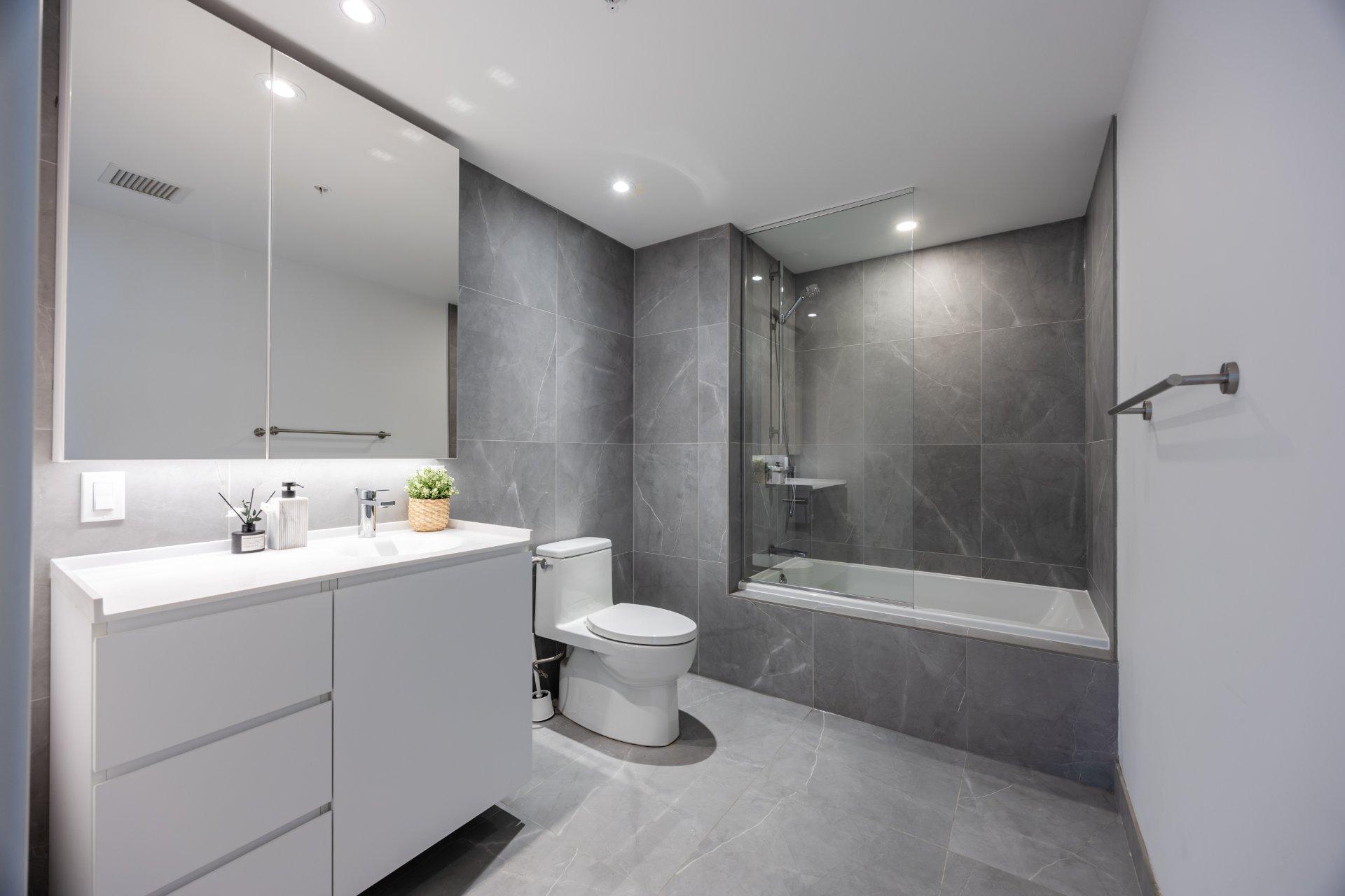









1000


Rue André-Prévost

, 302,
Montréal (Verdun/Île-des-Soeurs),




QC
H3E0G2


