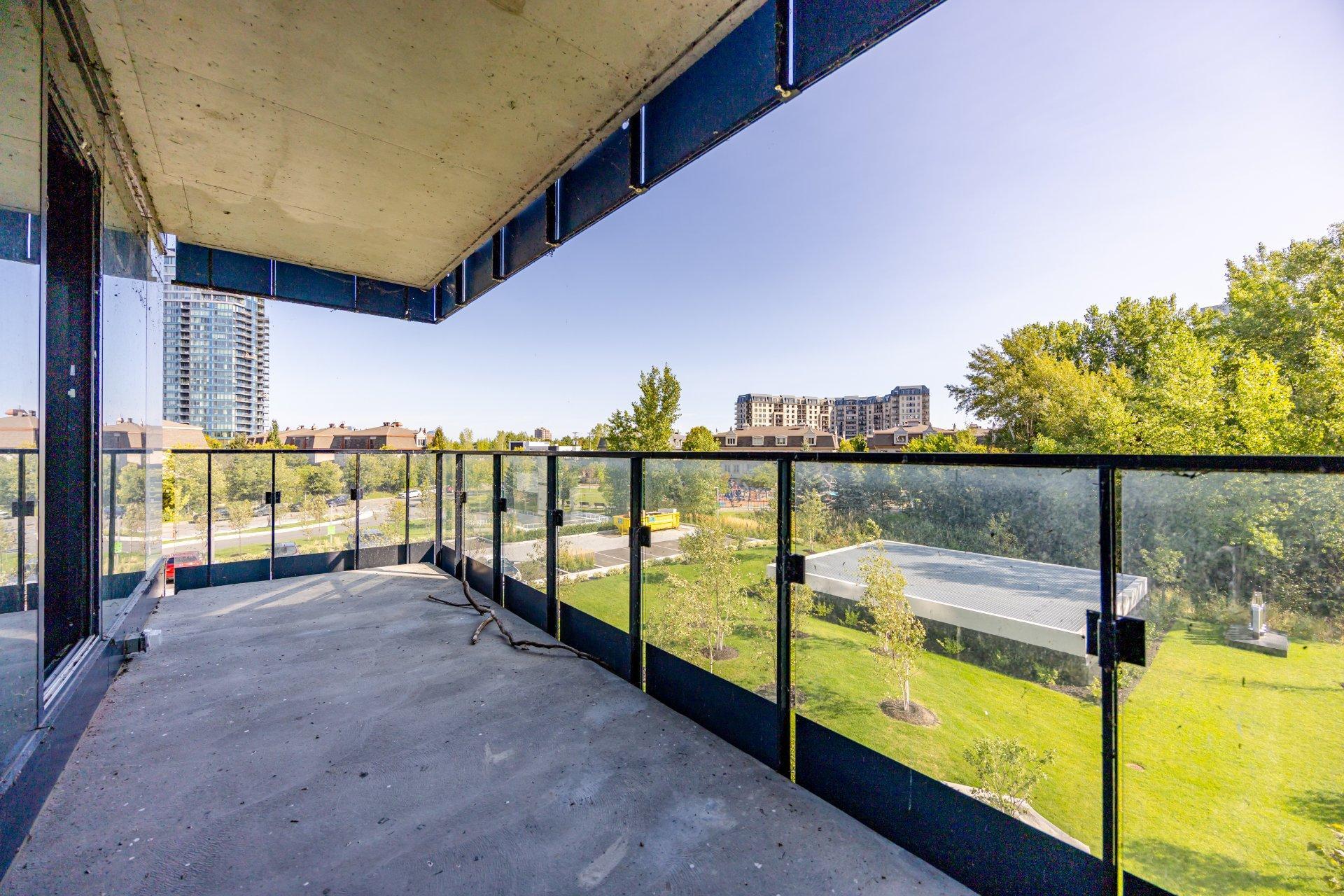 









1000


Rue André-Prévost

, 302,
Montréal (Verdun/Île-des-Soeurs),




QC
H3E0G2

