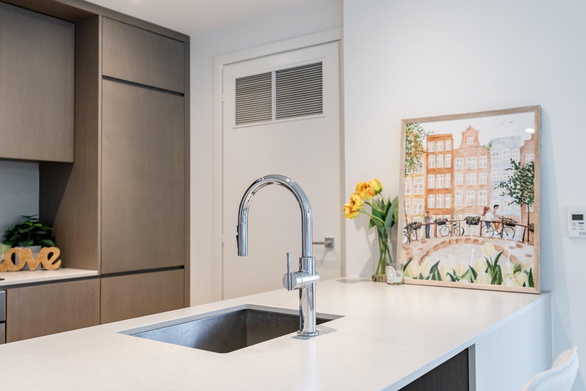 









1000


Rue André-Prévost

, 302,
Montréal (Verdun/Île-des-Soeurs),




QC
H3E0G2


