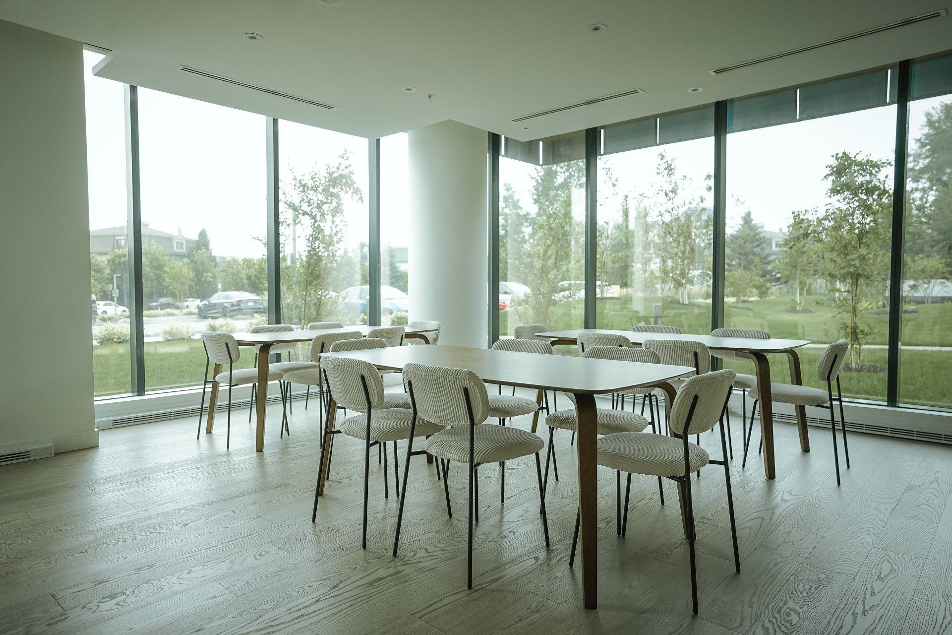 









1000


Rue André-Prévost

, 302,
Montréal (Verdun/Île-des-Soeurs),




QC
H3E0G2

