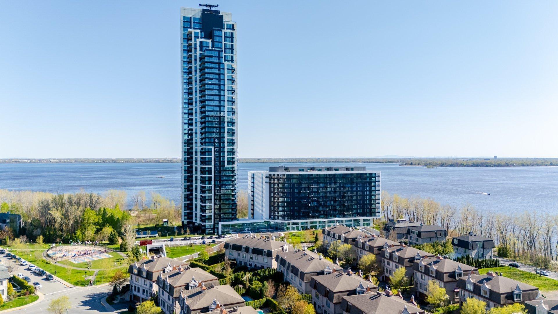 









1000


Rue André-Prévost

, 302,
Montréal (Verdun/Île-des-Soeurs),




QC
H3E0G2


