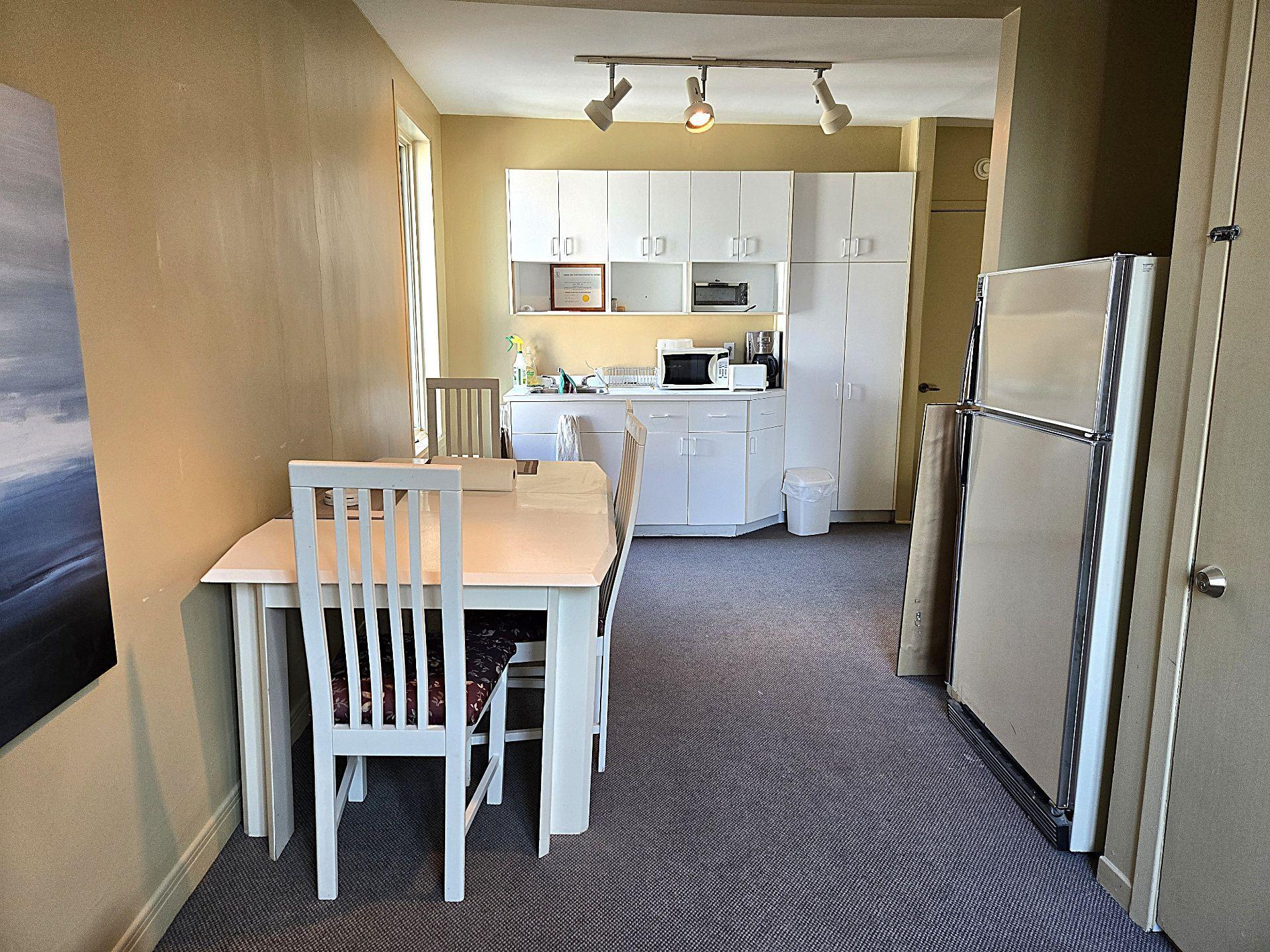 









3994

 - 3994B


Boul. St-Martin O.

,
Laval (Chomedey),




QC
H7T1B8

