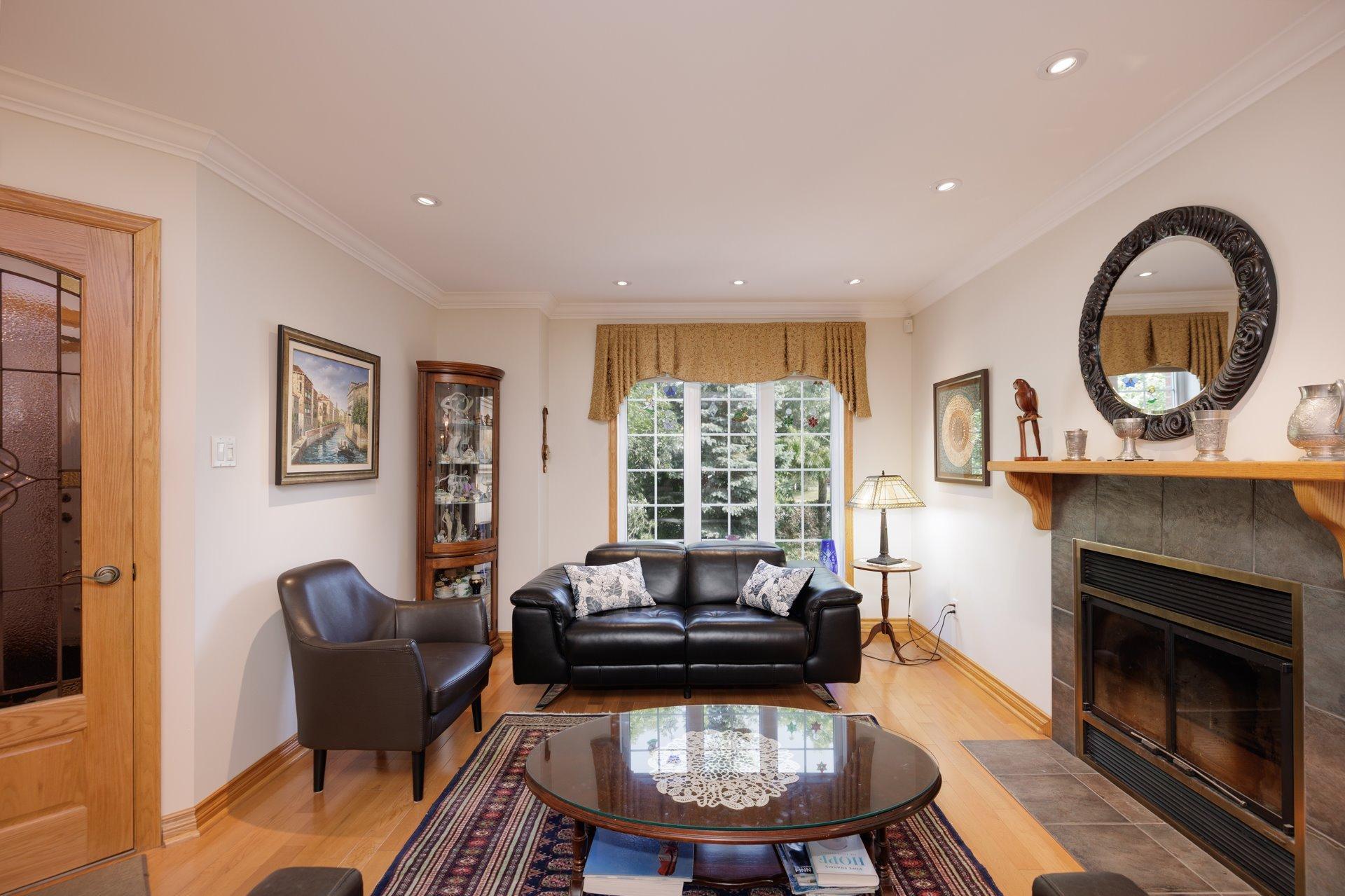 









100


Crois. Michael

,
Beaconsfield,




QC
H9W2C6

