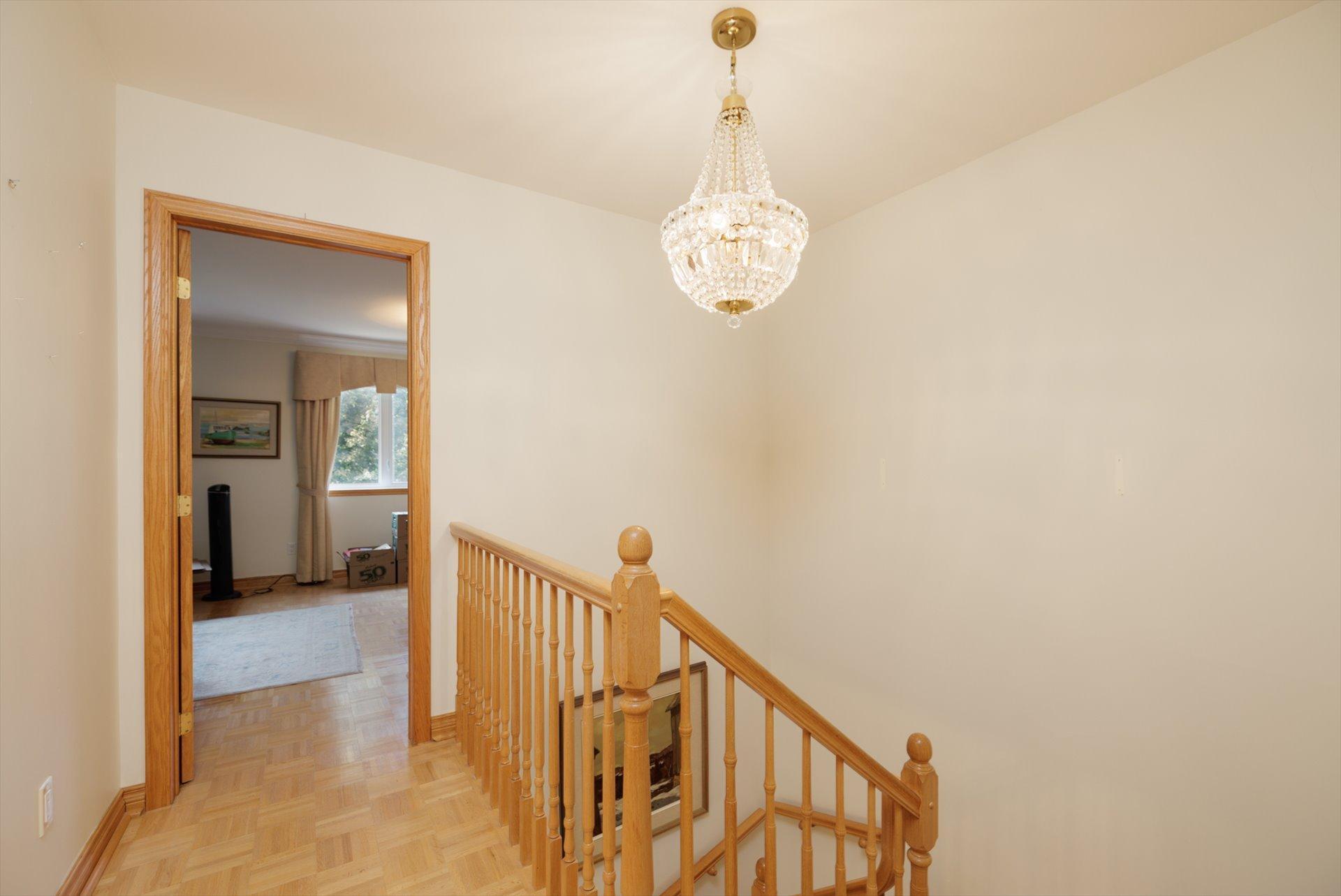 









100


Crois. Michael

,
Beaconsfield,




QC
H9W2C6

