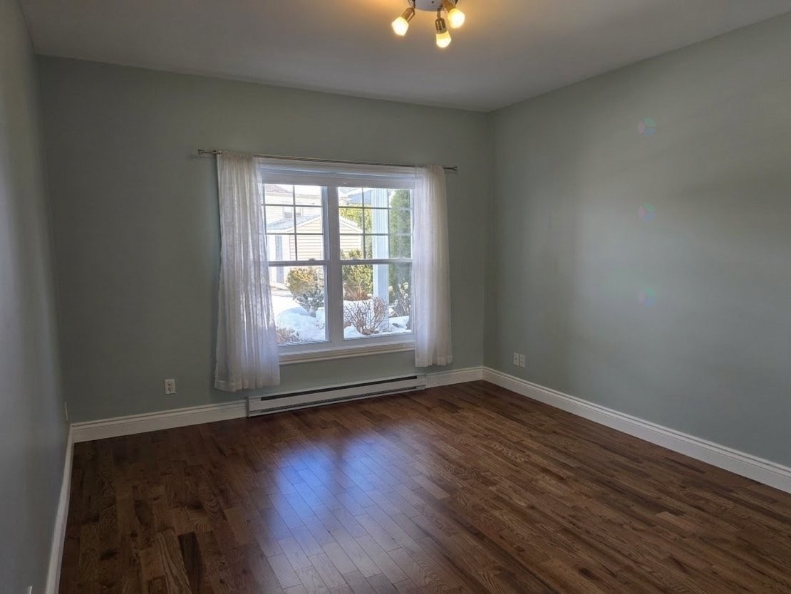 









1063


Rue du Bruant-des-Marais

,
Magog,




QC
J1X7S5

