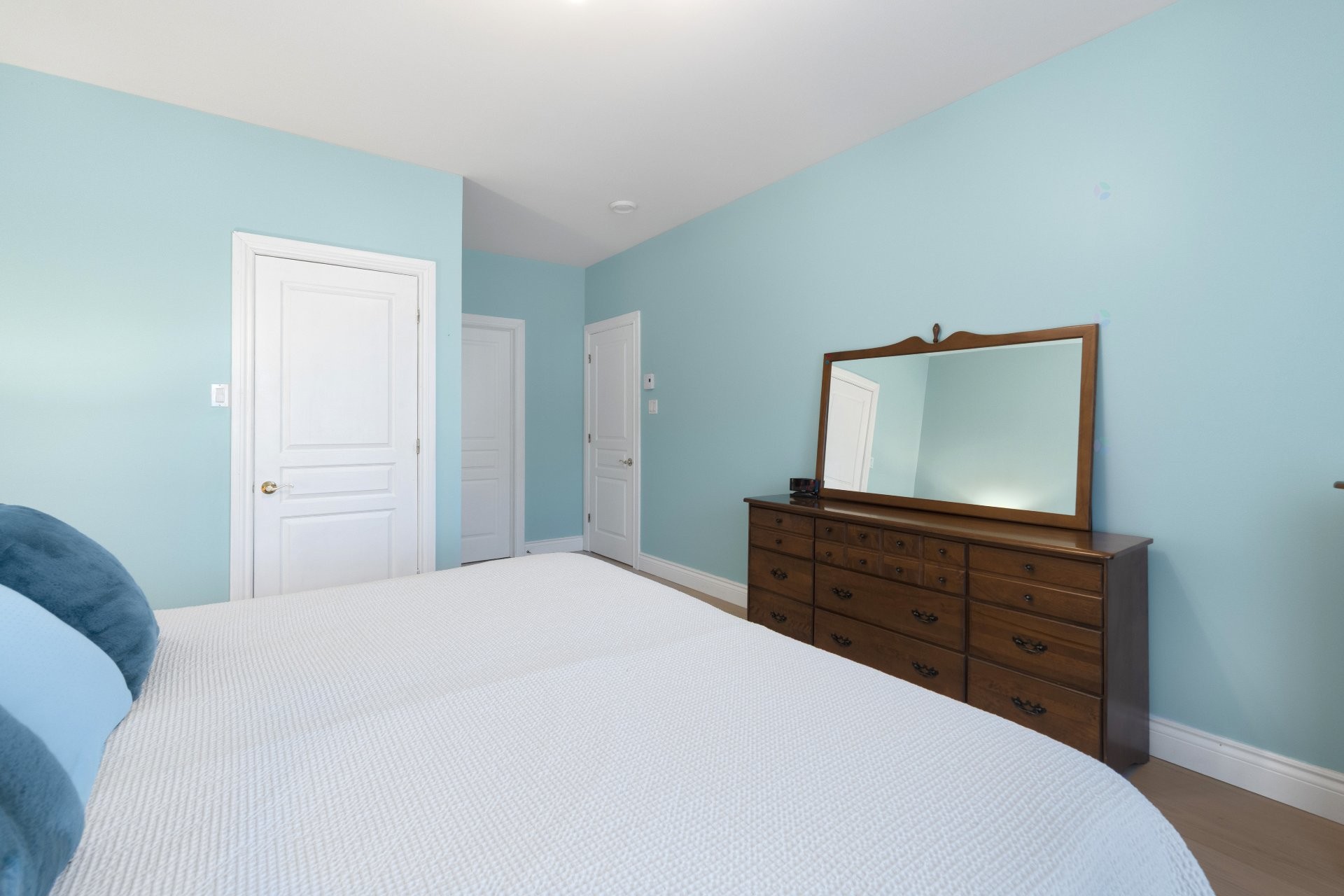 









1063


Rue du Bruant-des-Marais

,
Magog,




QC
J1X7S5

