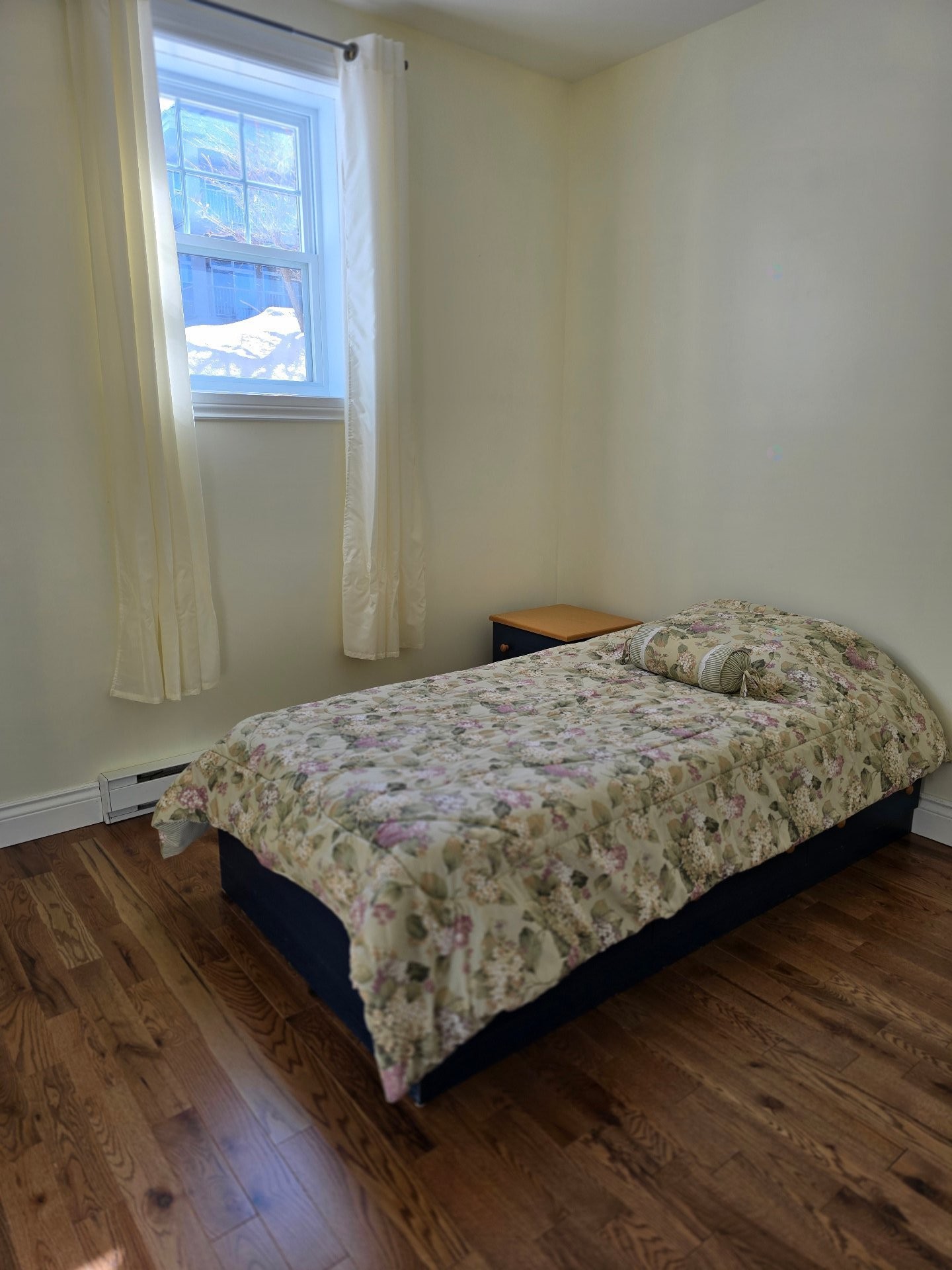 









1063


Rue du Bruant-des-Marais

,
Magog,




QC
J1X7S5

