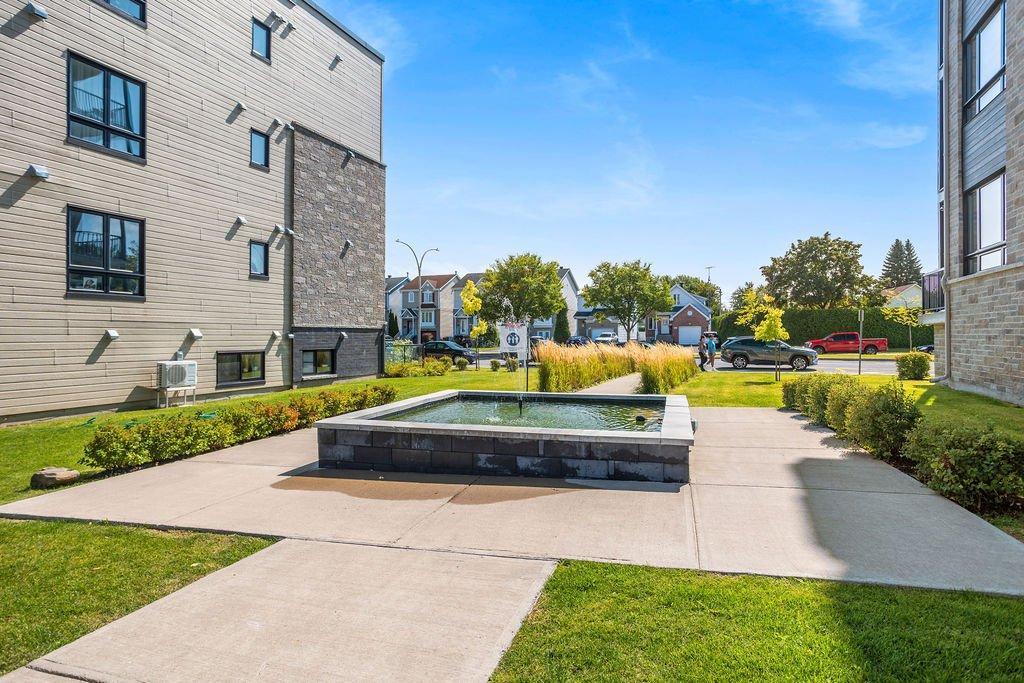 









7705


Boul. St-Martin O.

, 205,
Laval (Sainte-Dorothée),




QC
H7X0E9

