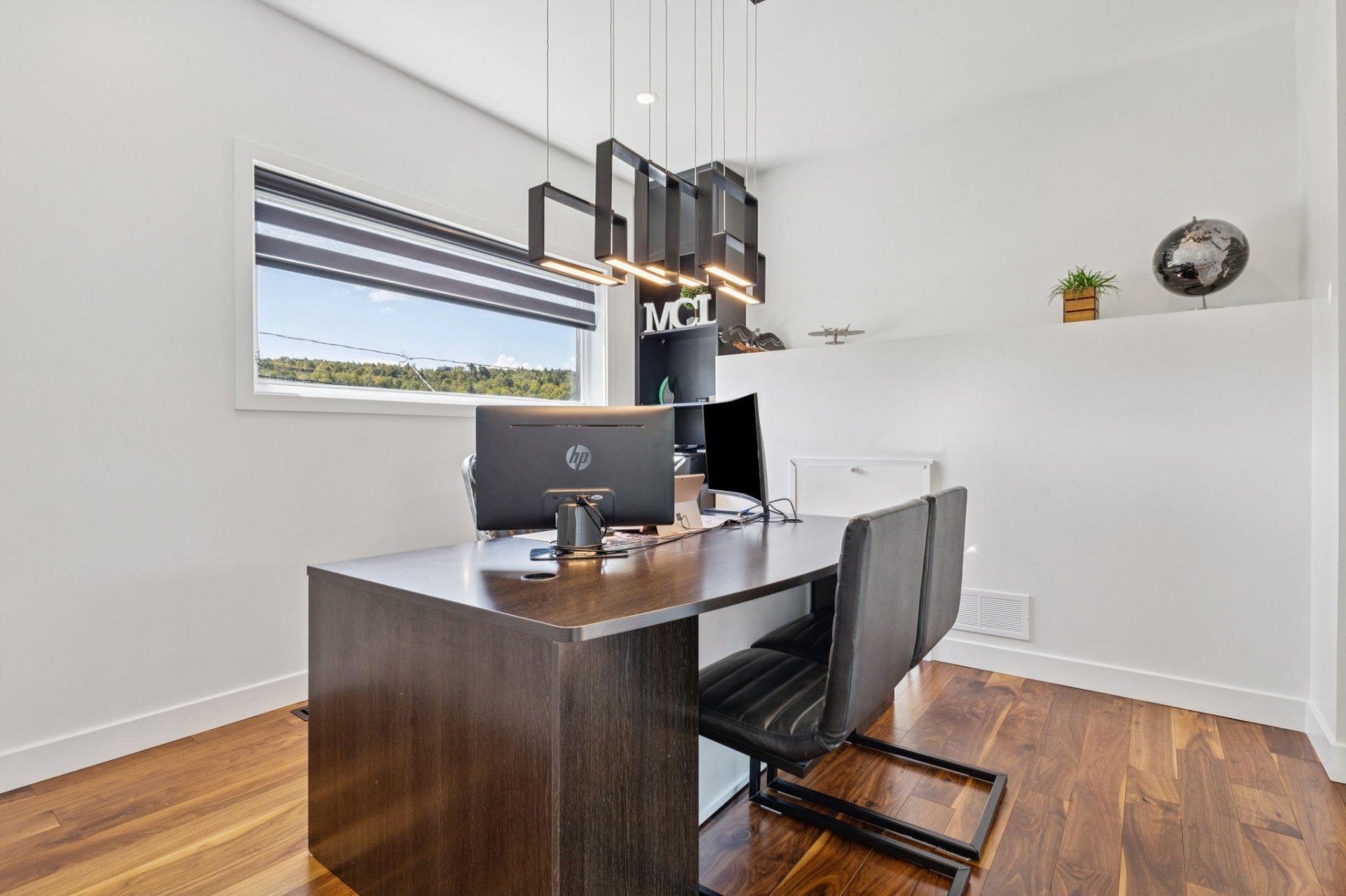 









86


Ch. H.-Zurenski

,
Val-des-Monts,




QC
J8N0K6

