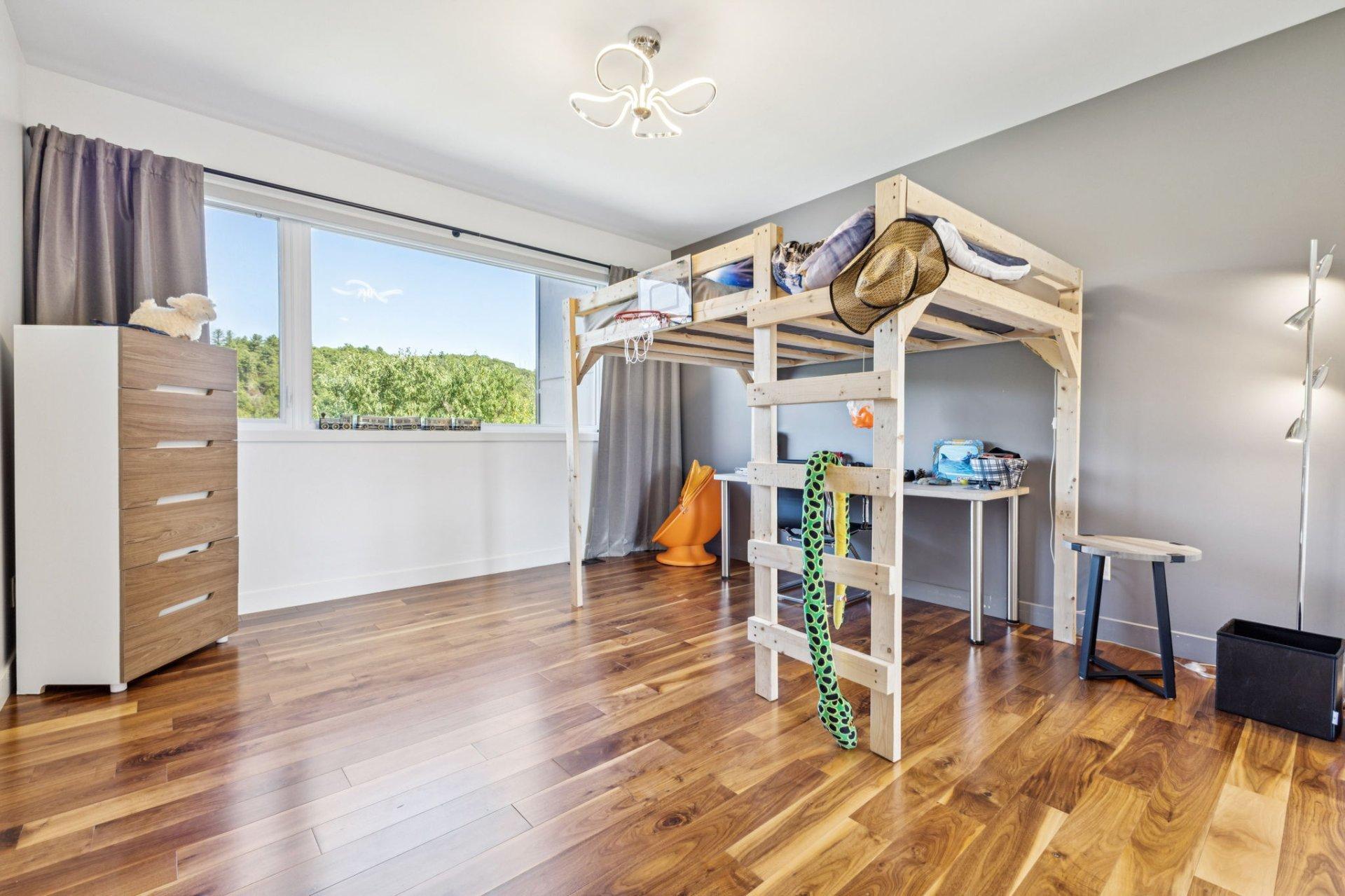 









86


Ch. H.-Zurenski

,
Val-des-Monts,




QC
J8N0K6

