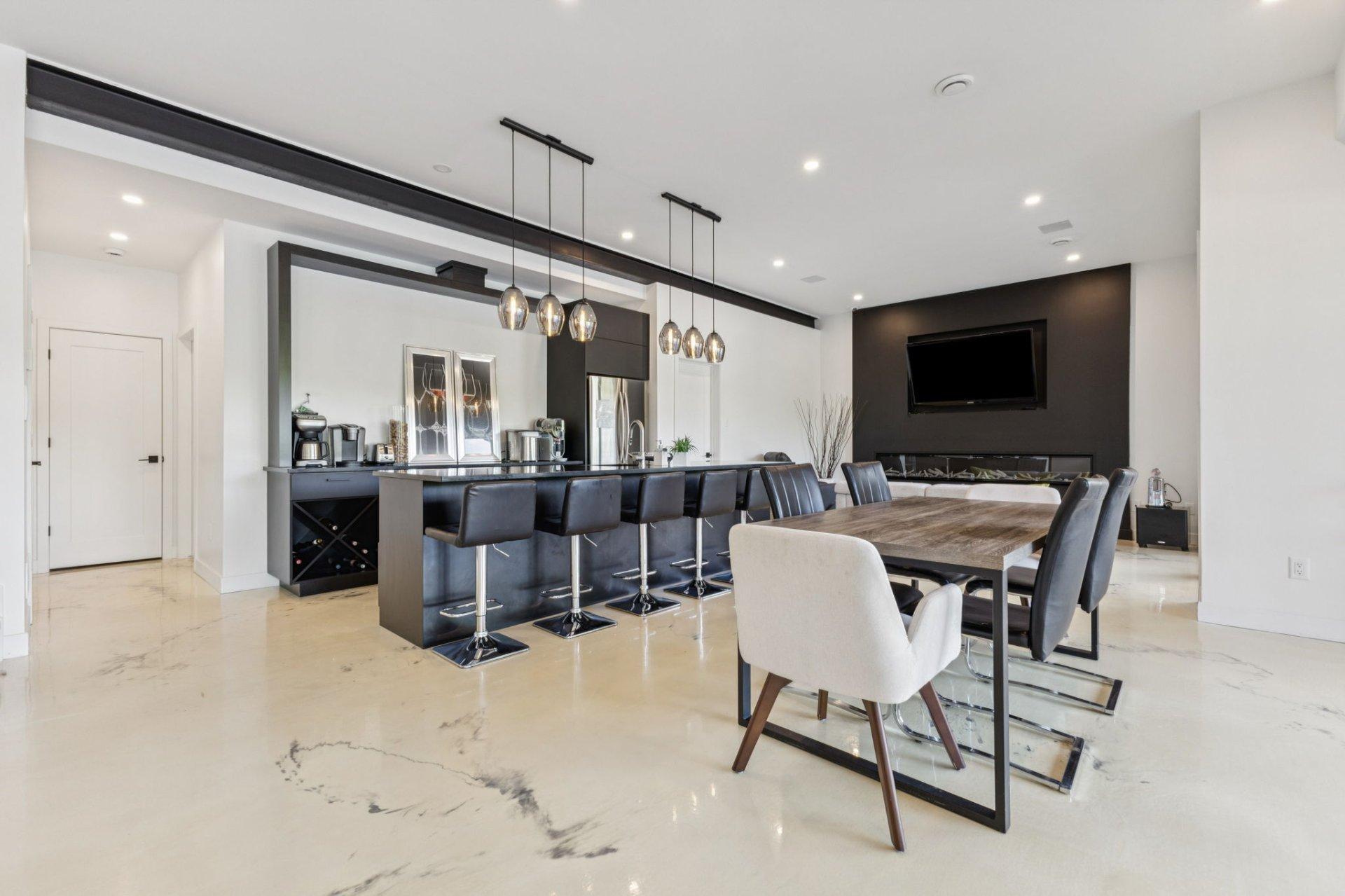 









86


Ch. H.-Zurenski

,
Val-des-Monts,




QC
J8N0K6

