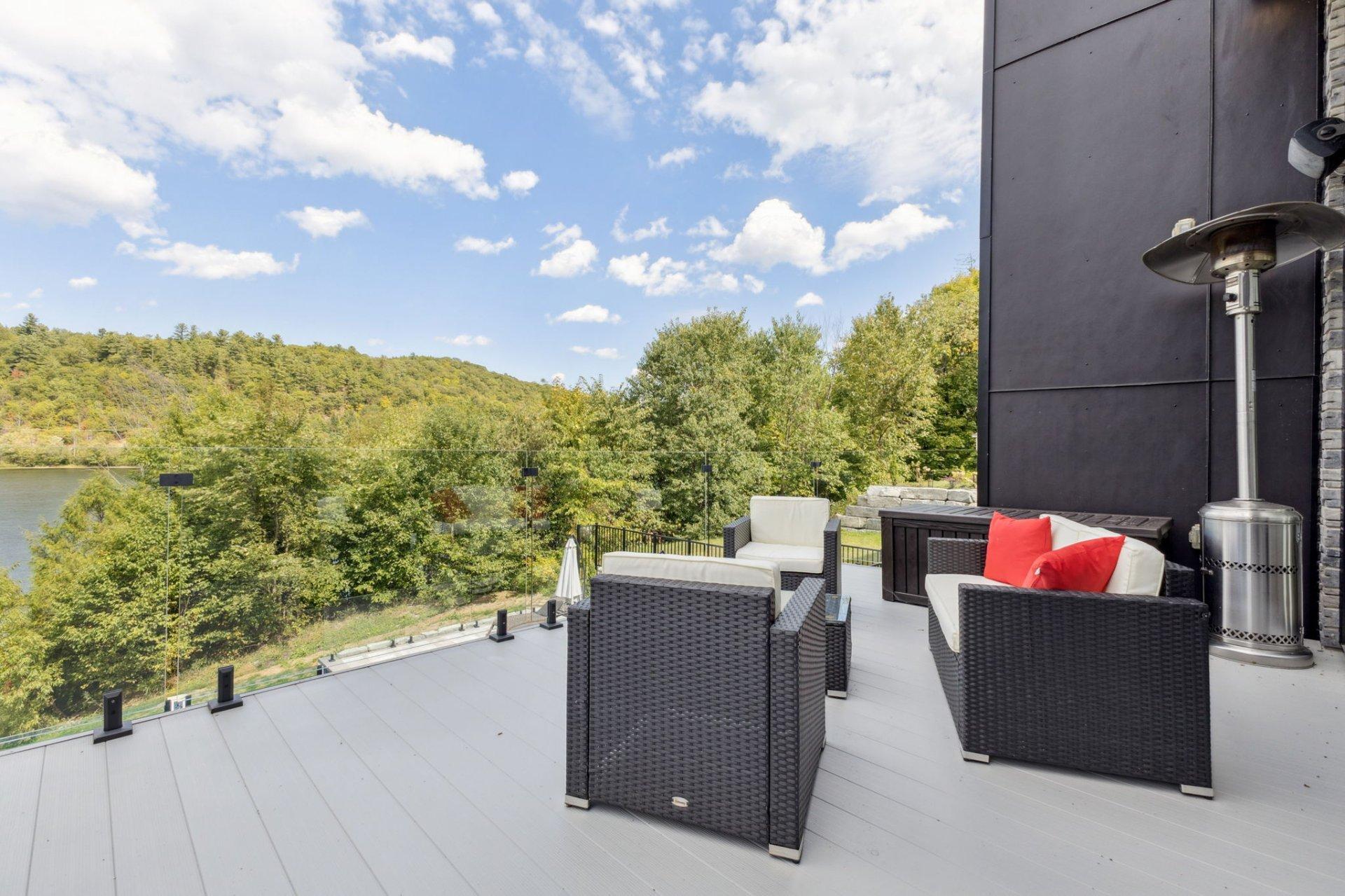 









86


Ch. H.-Zurenski

,
Val-des-Monts,




QC
J8N0K6

