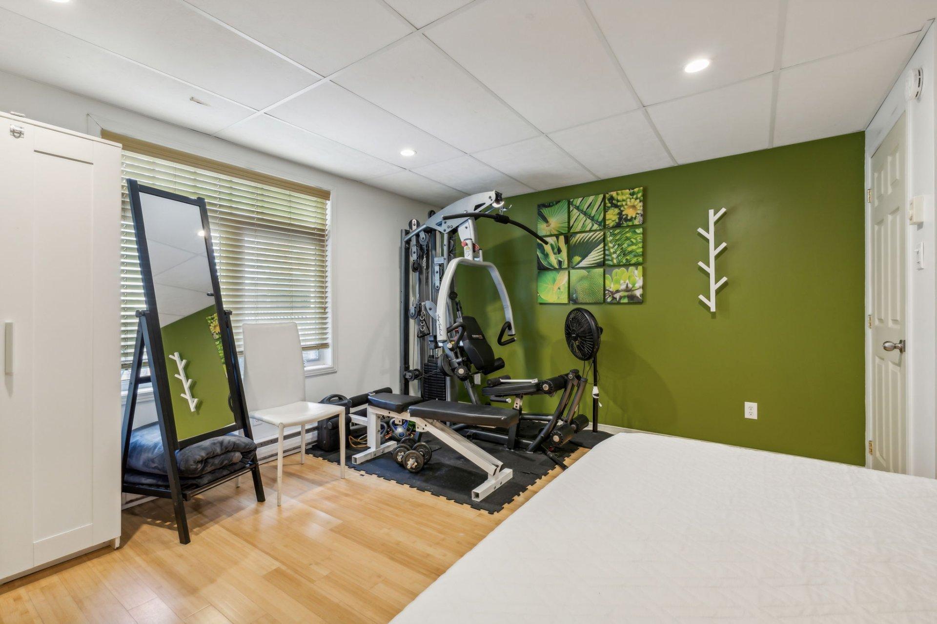 









939


Rue Jacques-Cartier

,
Gatineau (Gatineau),




QC
J8V2M3

