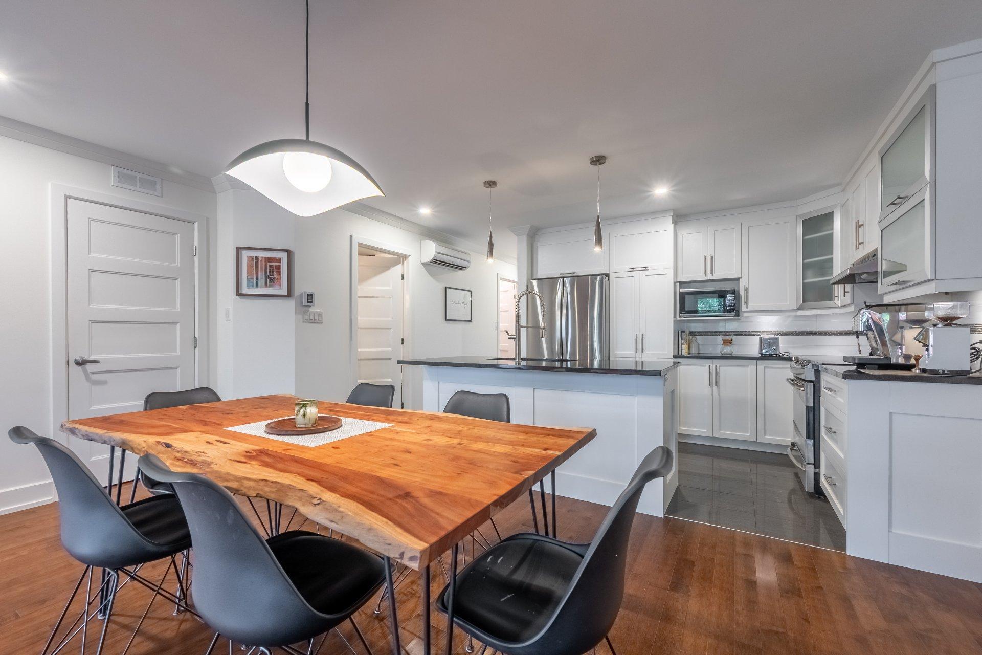 









3984


Rue Claude

,
Montréal (Verdun/Île-des-Soeurs),




QC
H4G1H3

