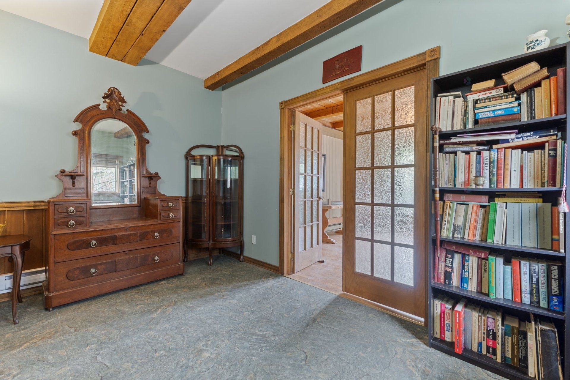 









6


Rue des Mélèzes

,
Val-des-Monts,




QC
J8N7E5

