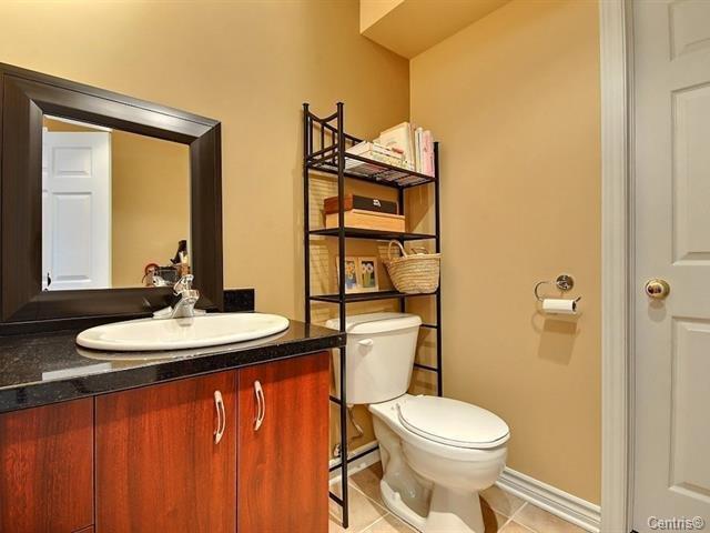 









25


Rue du Colonial

, 102,
Gatineau (Aylmer),




QC
J9H0B1

